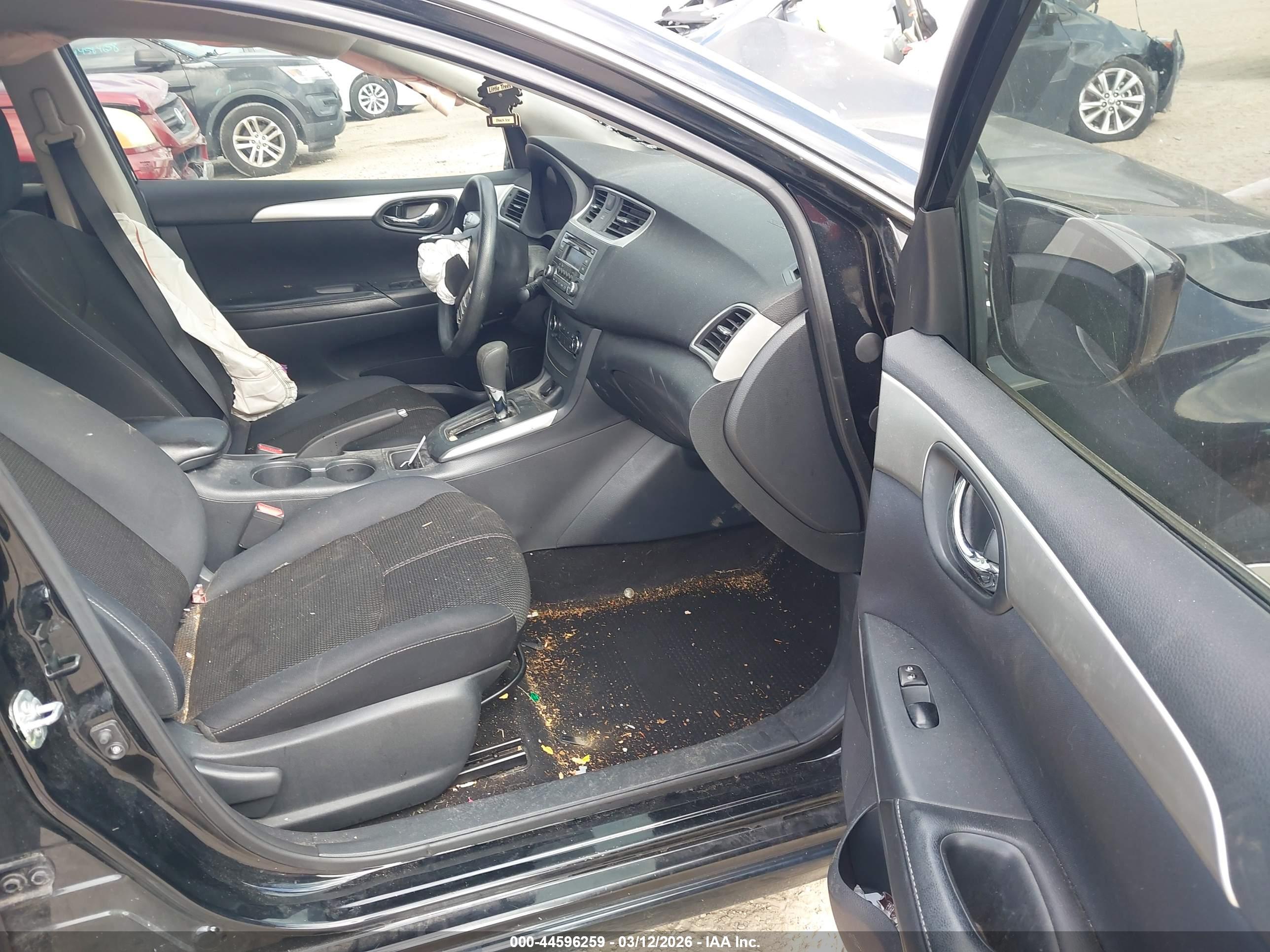 NISSAN SENTRA image 5