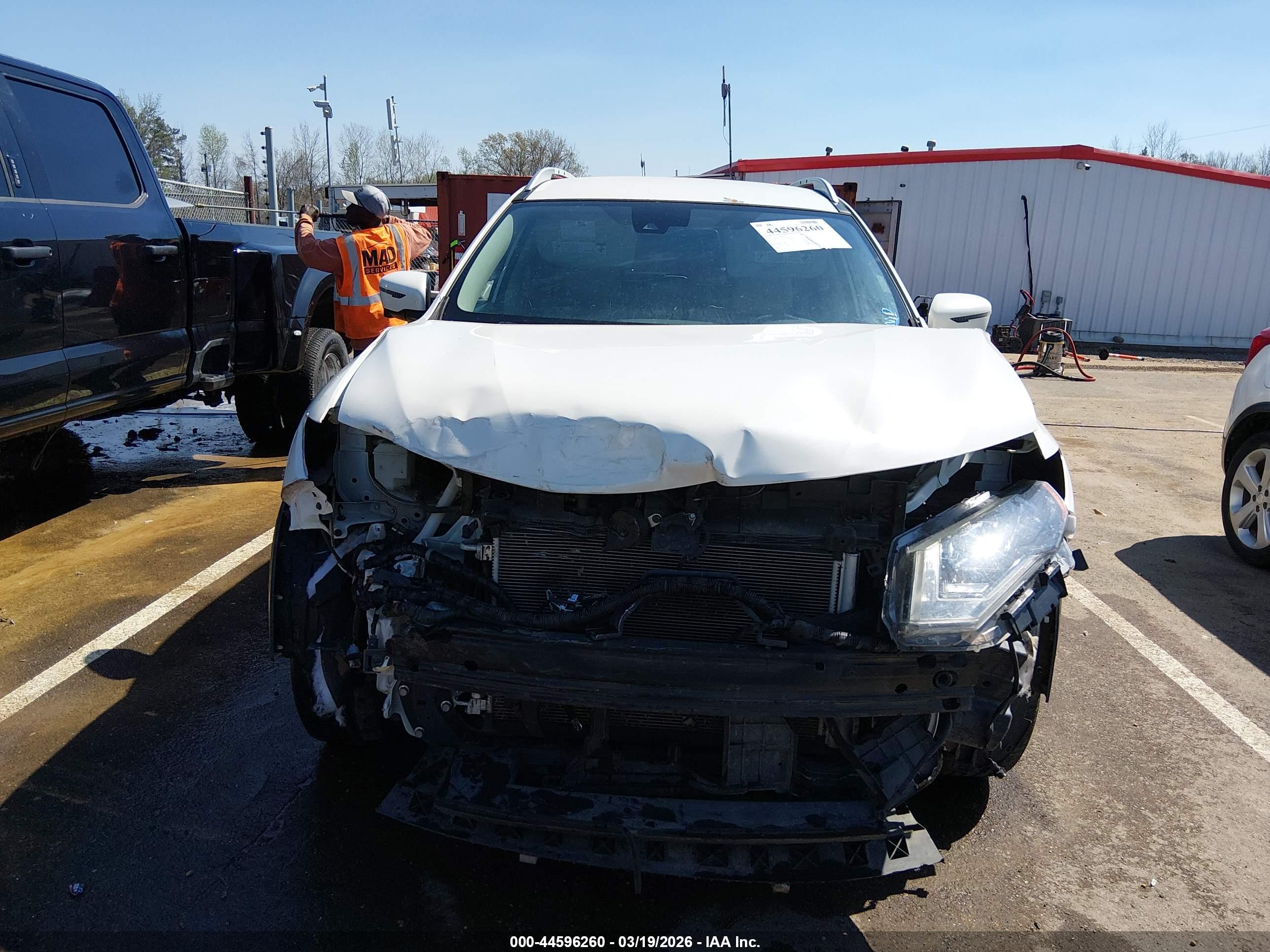 NISSAN ROGUE image 6