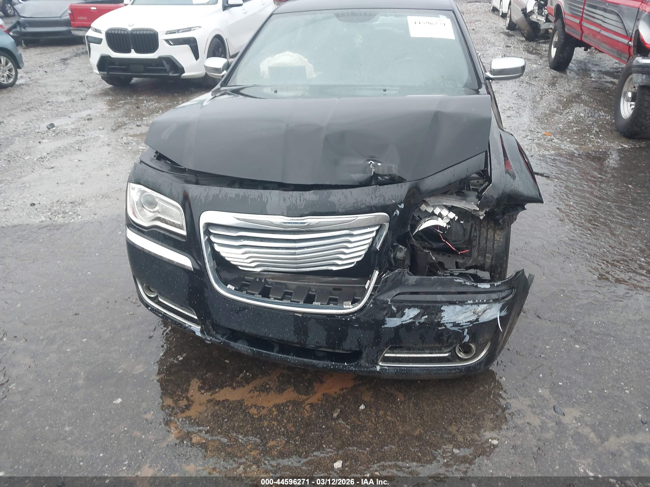 CHRYSLER 300C image 6