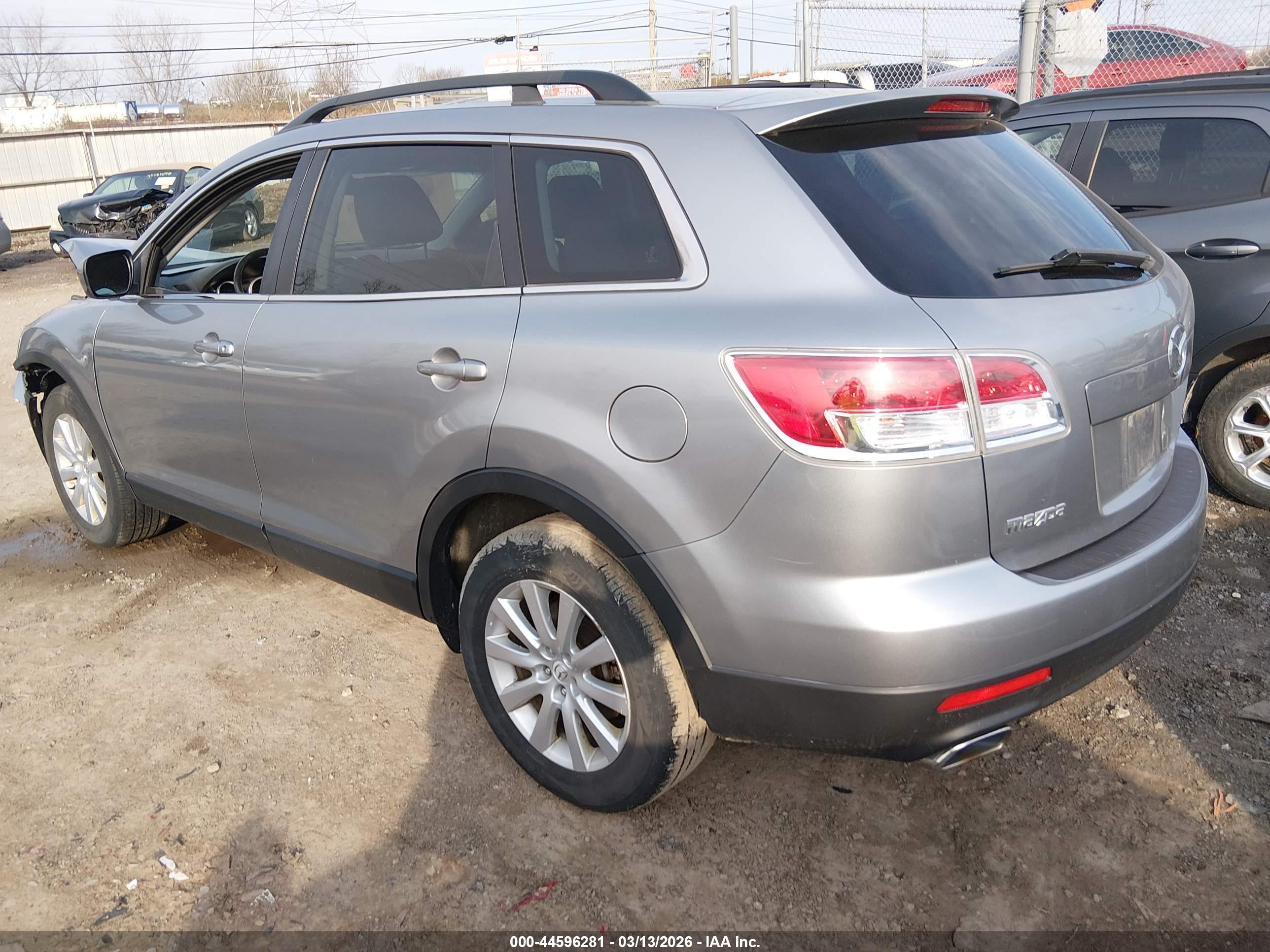 MAZDA CX-9 image 3