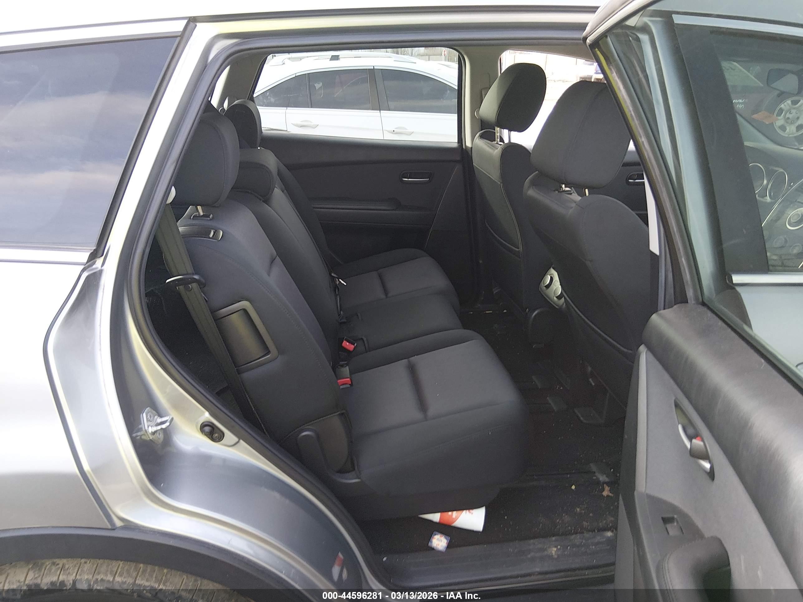 MAZDA CX-9 image 8