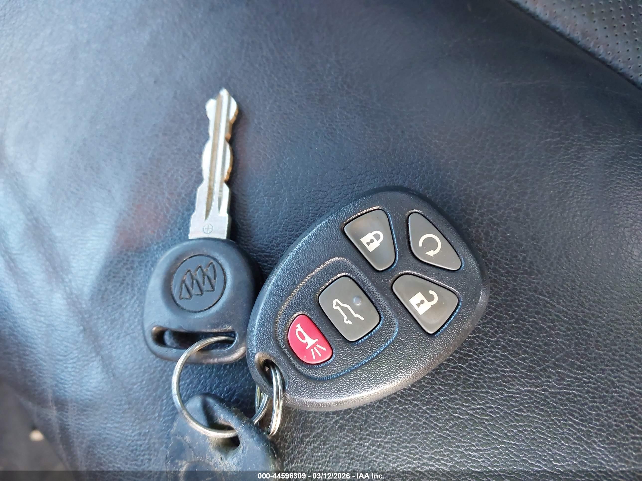 BUICK ENCLAVE image 11