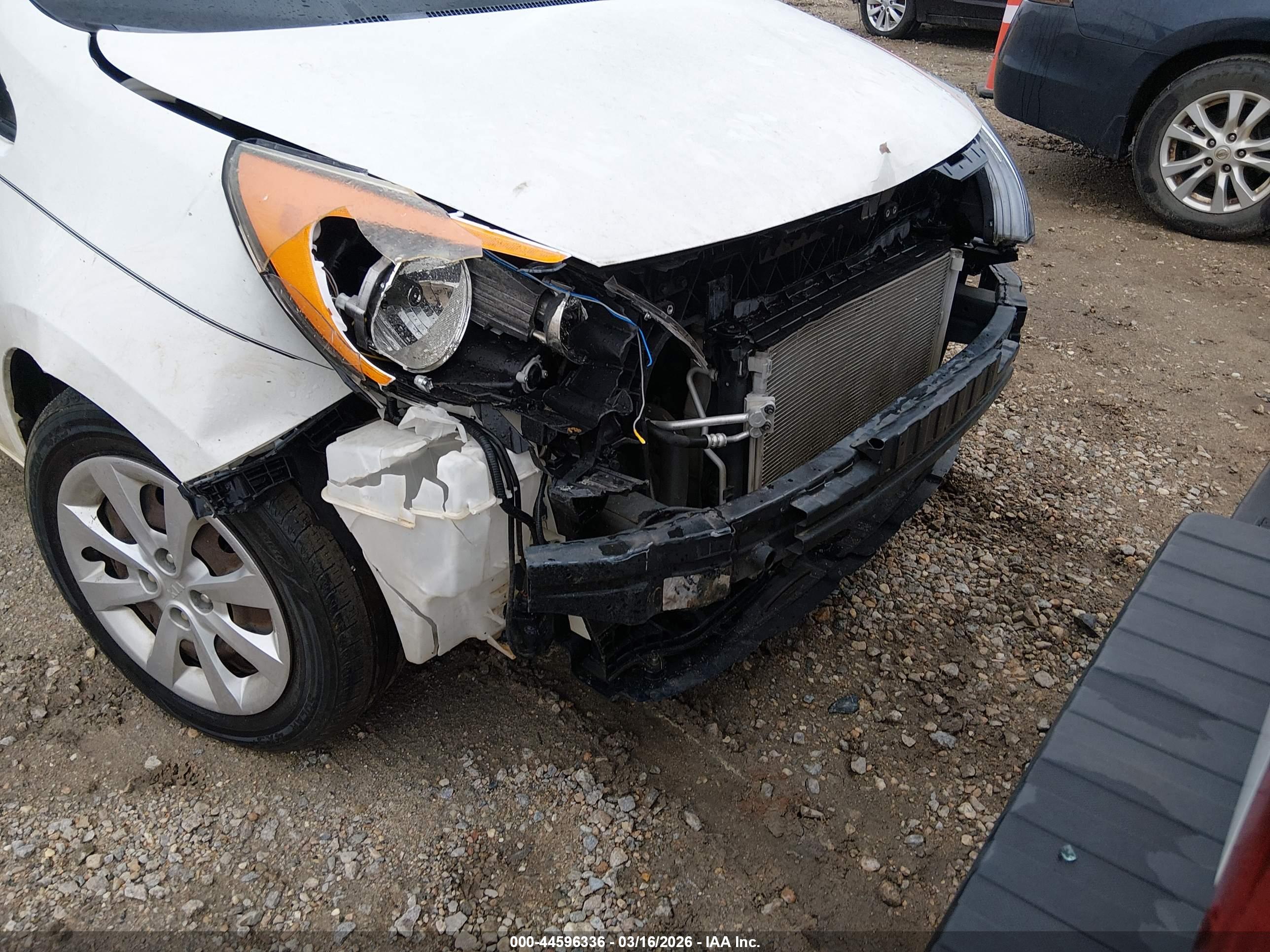 KIA RIO image 6