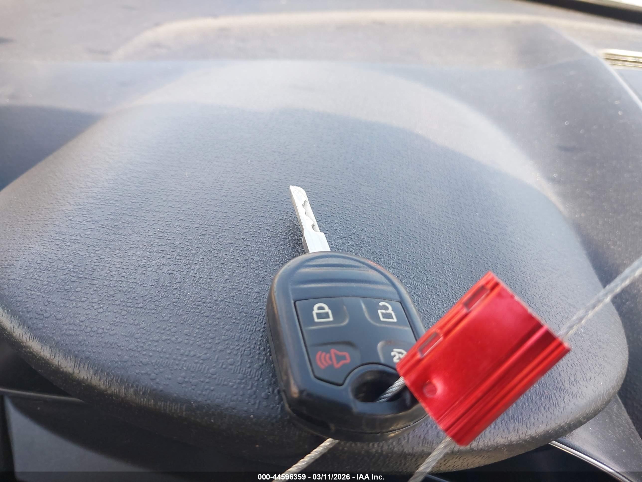 FORD FIESTA image 11