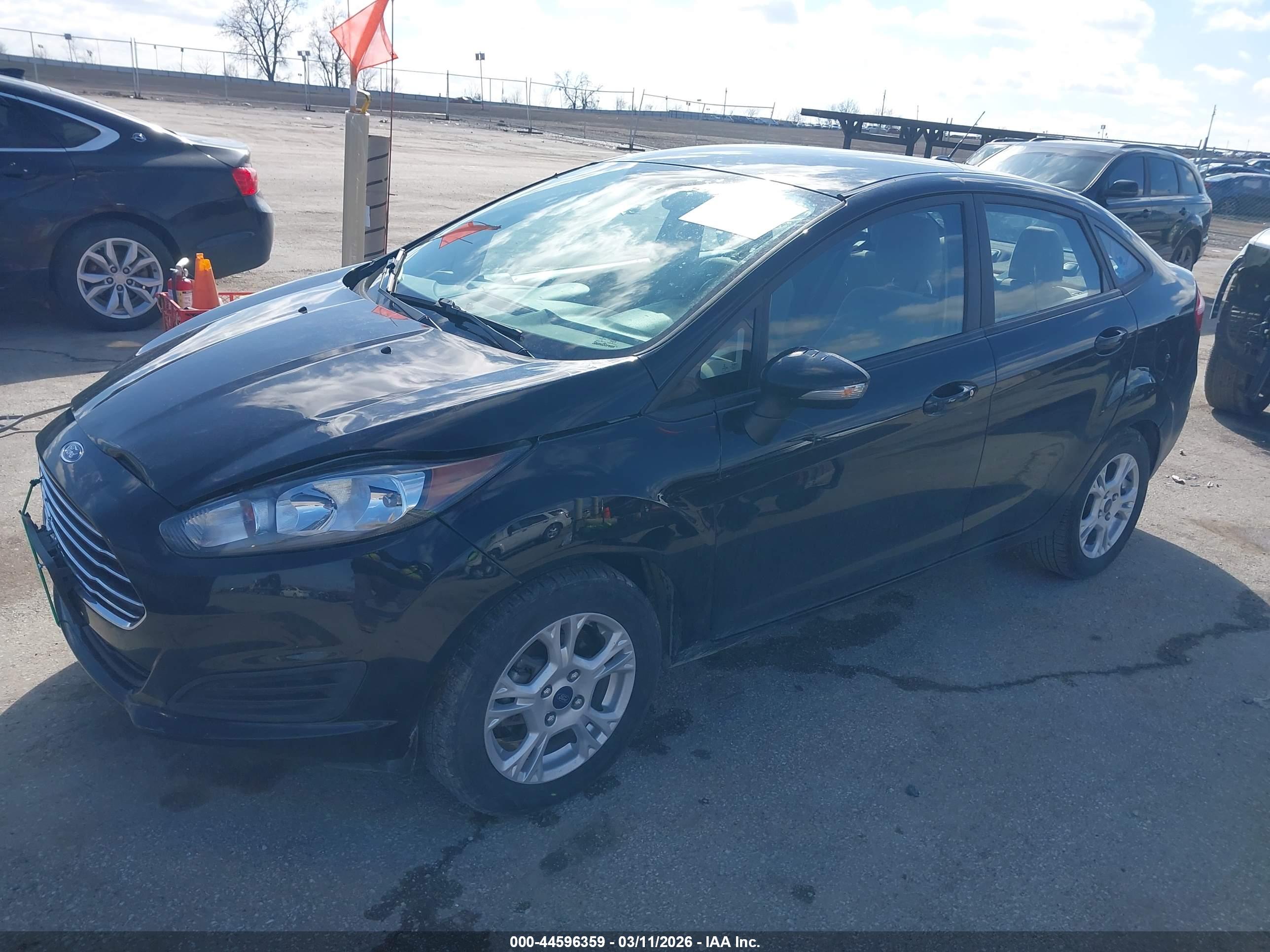 FORD FIESTA image 2