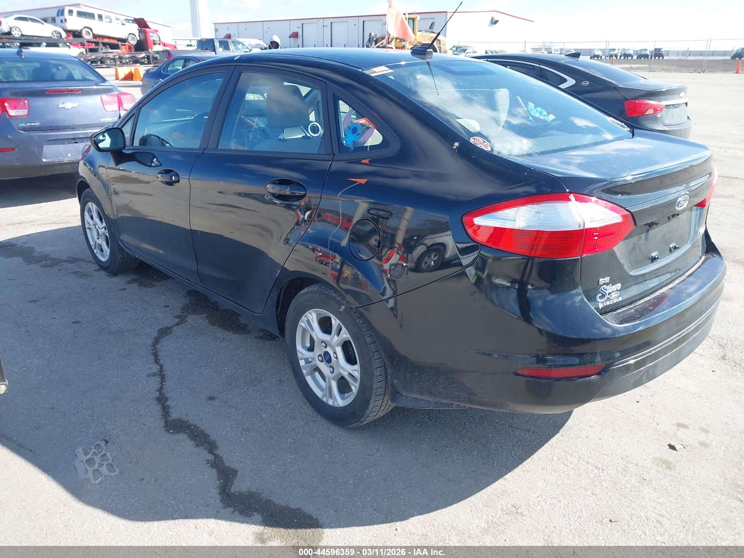 FORD FIESTA image 3