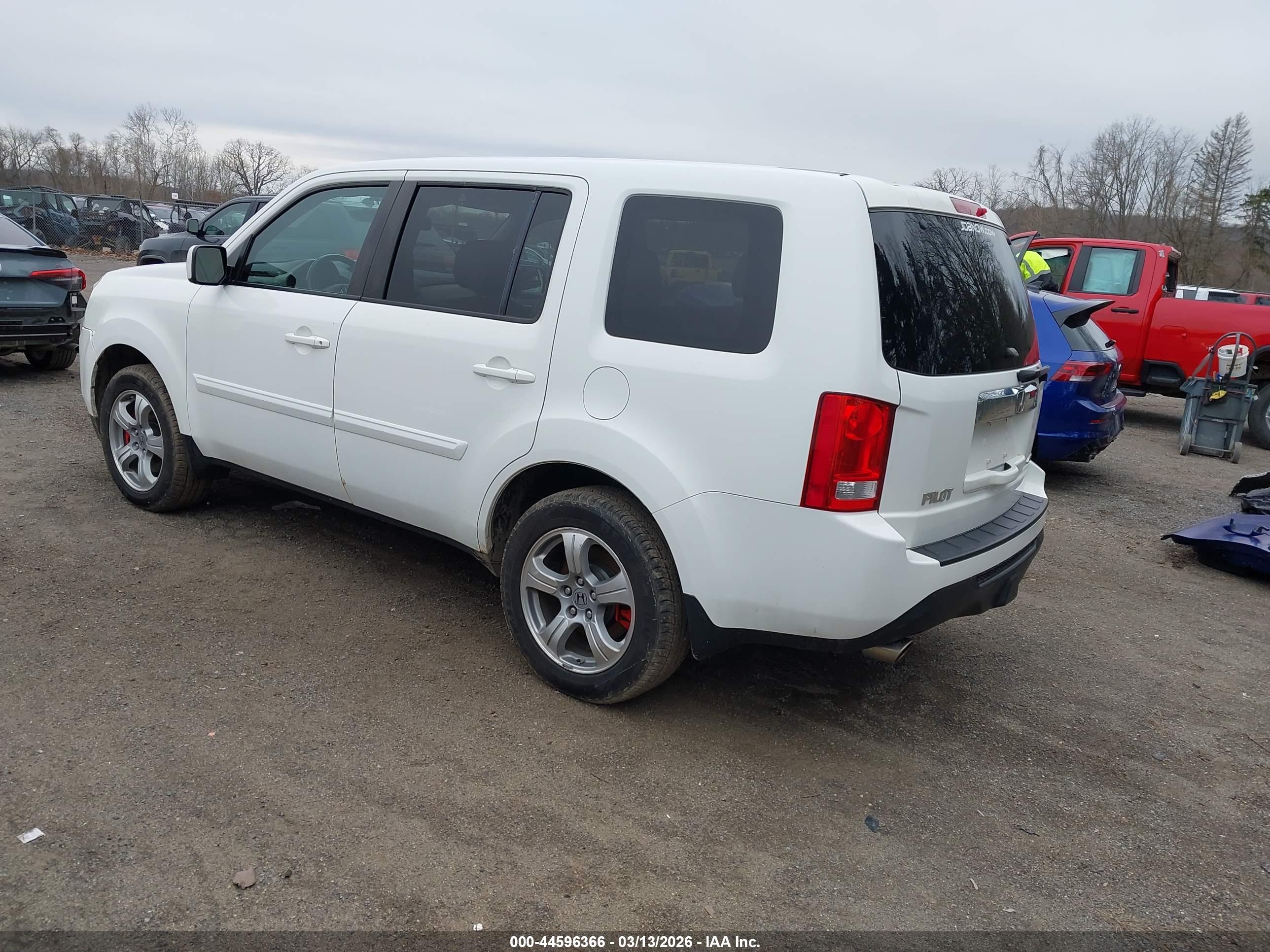 HONDA PILOT image 3