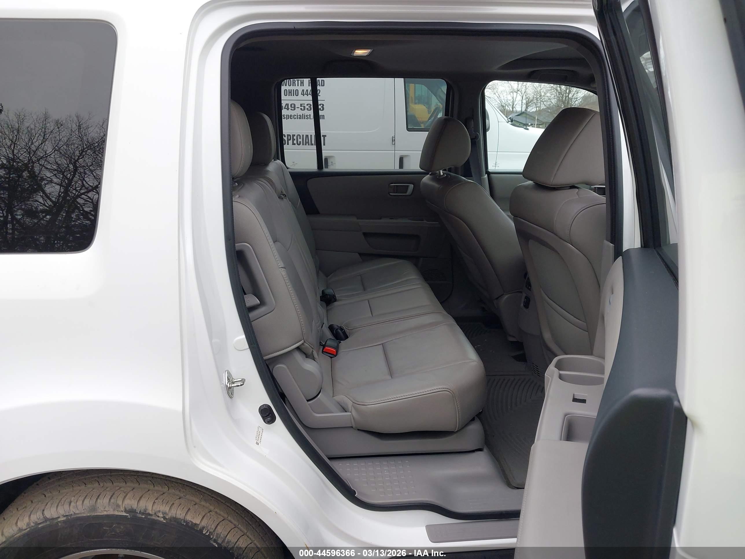 HONDA PILOT image 8