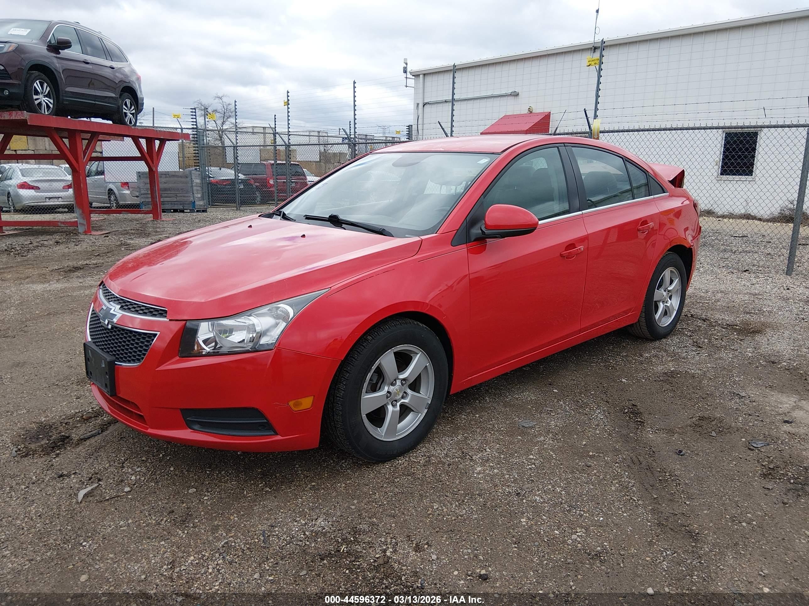 CHEVROLET CRUZE image 2