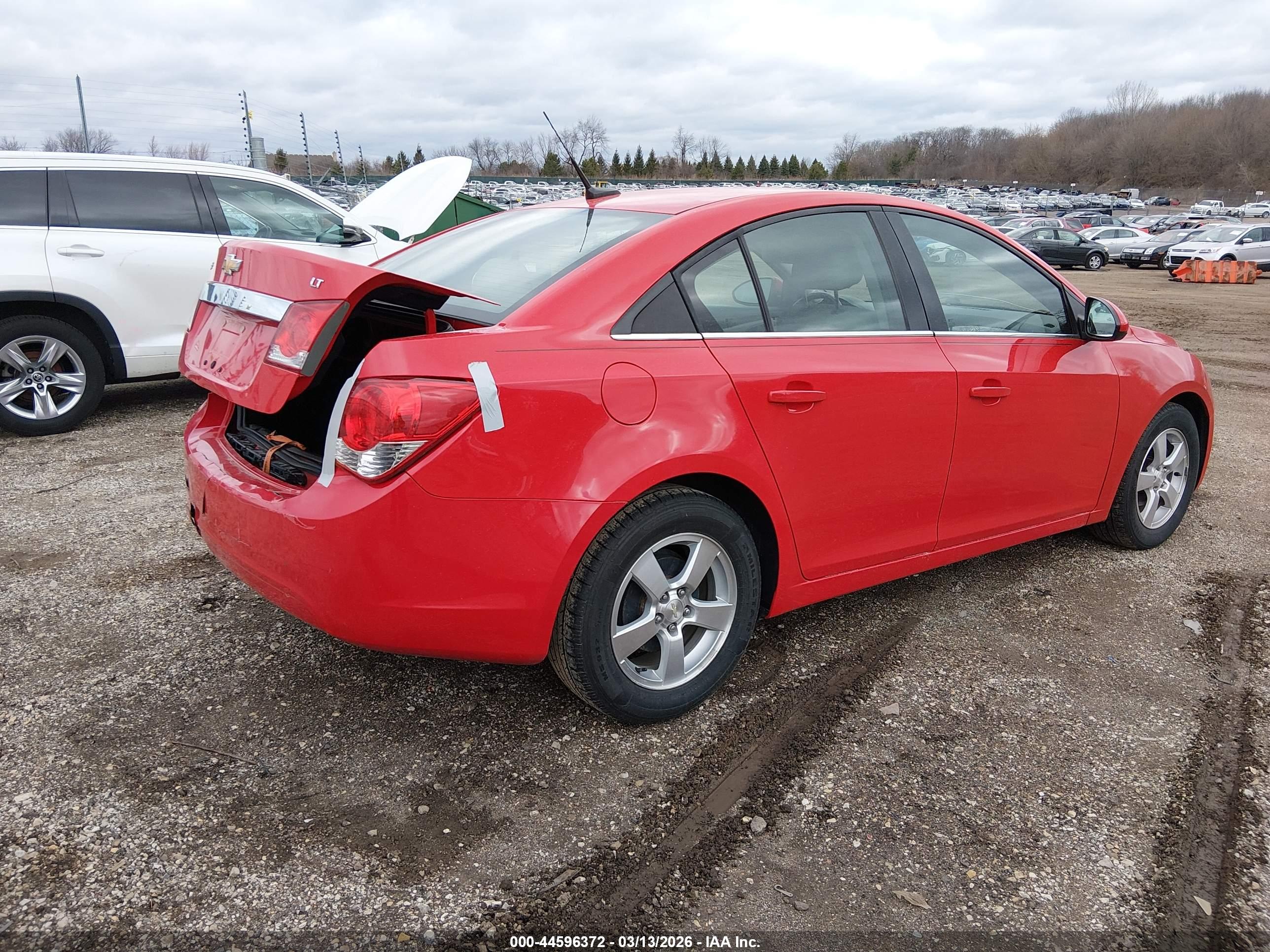CHEVROLET CRUZE image 4