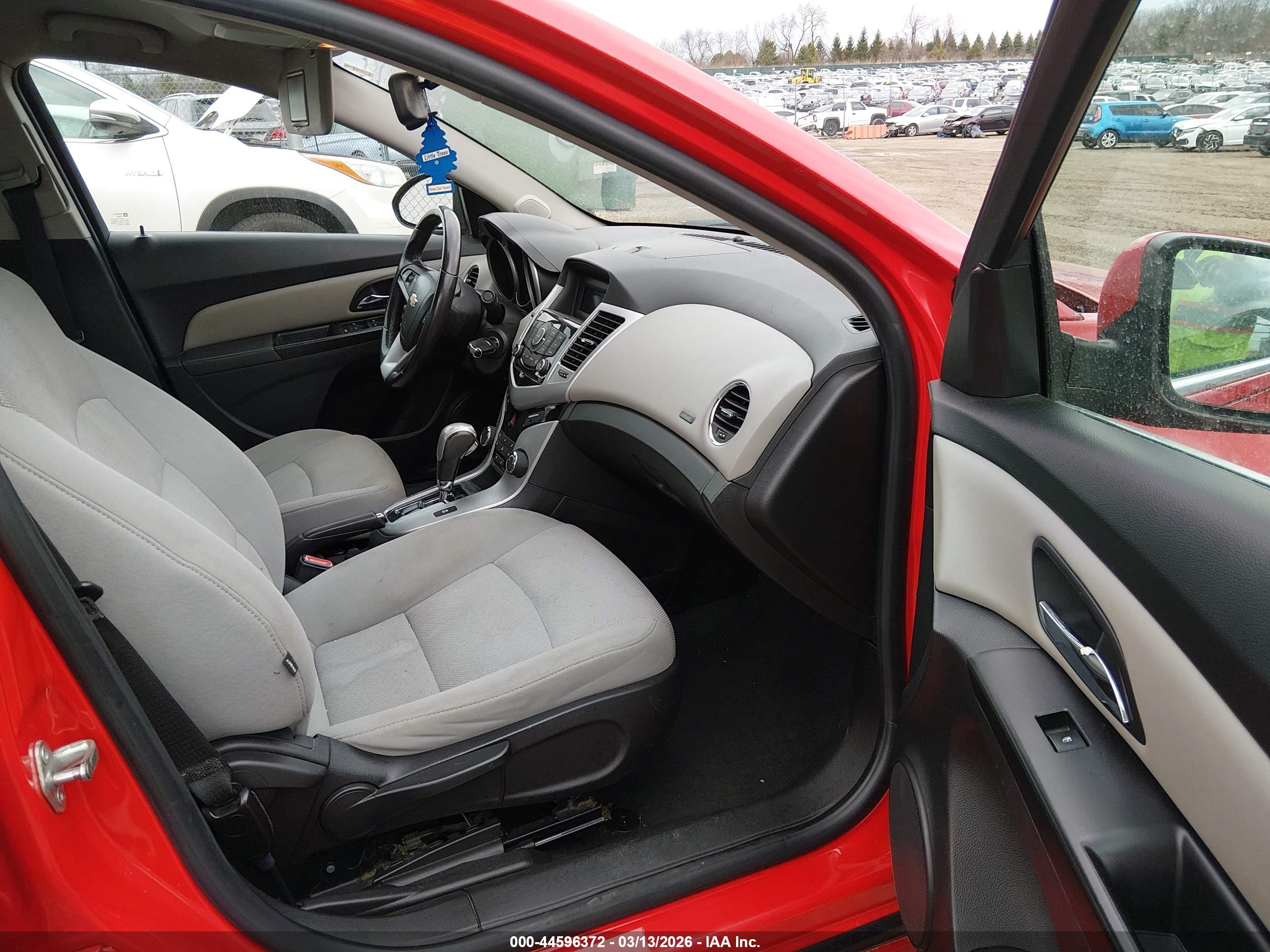 CHEVROLET CRUZE image 5