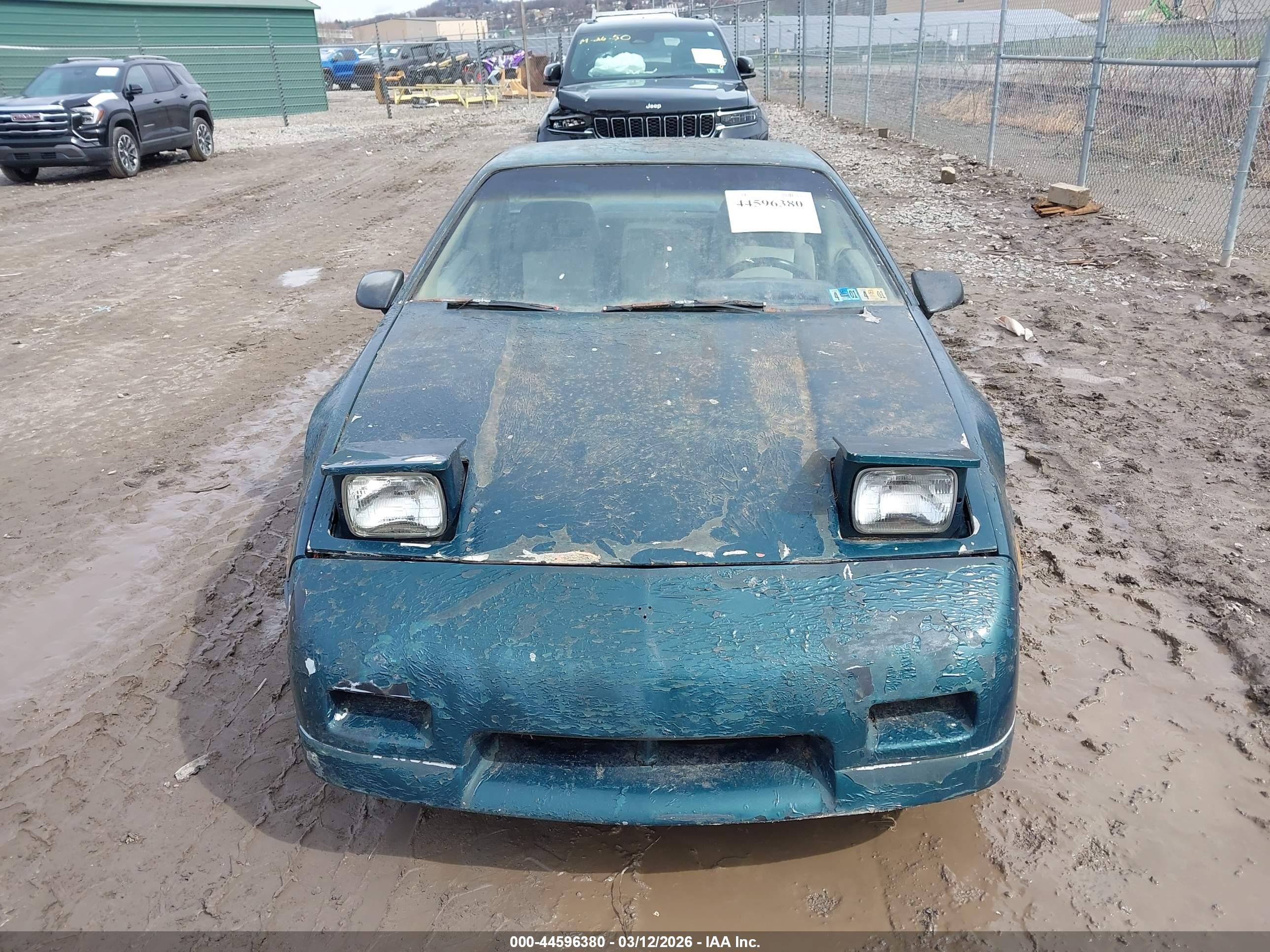 PONTIAC FIERO image 6