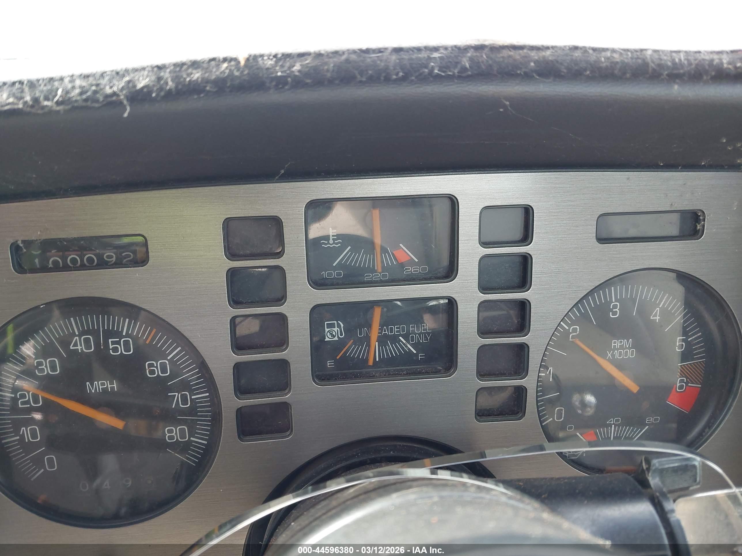 PONTIAC FIERO image 7
