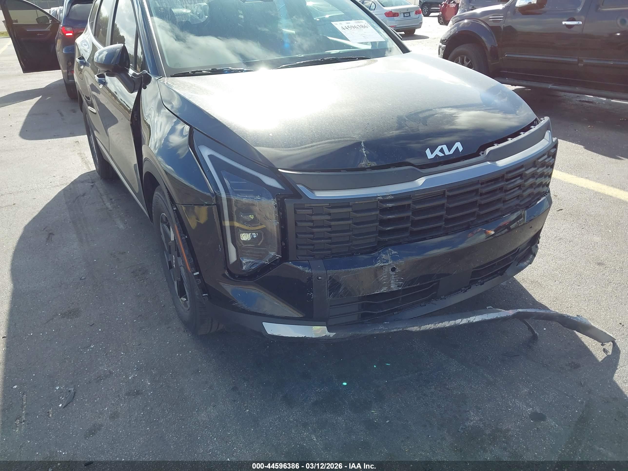 KIA SPORTAGE image 6