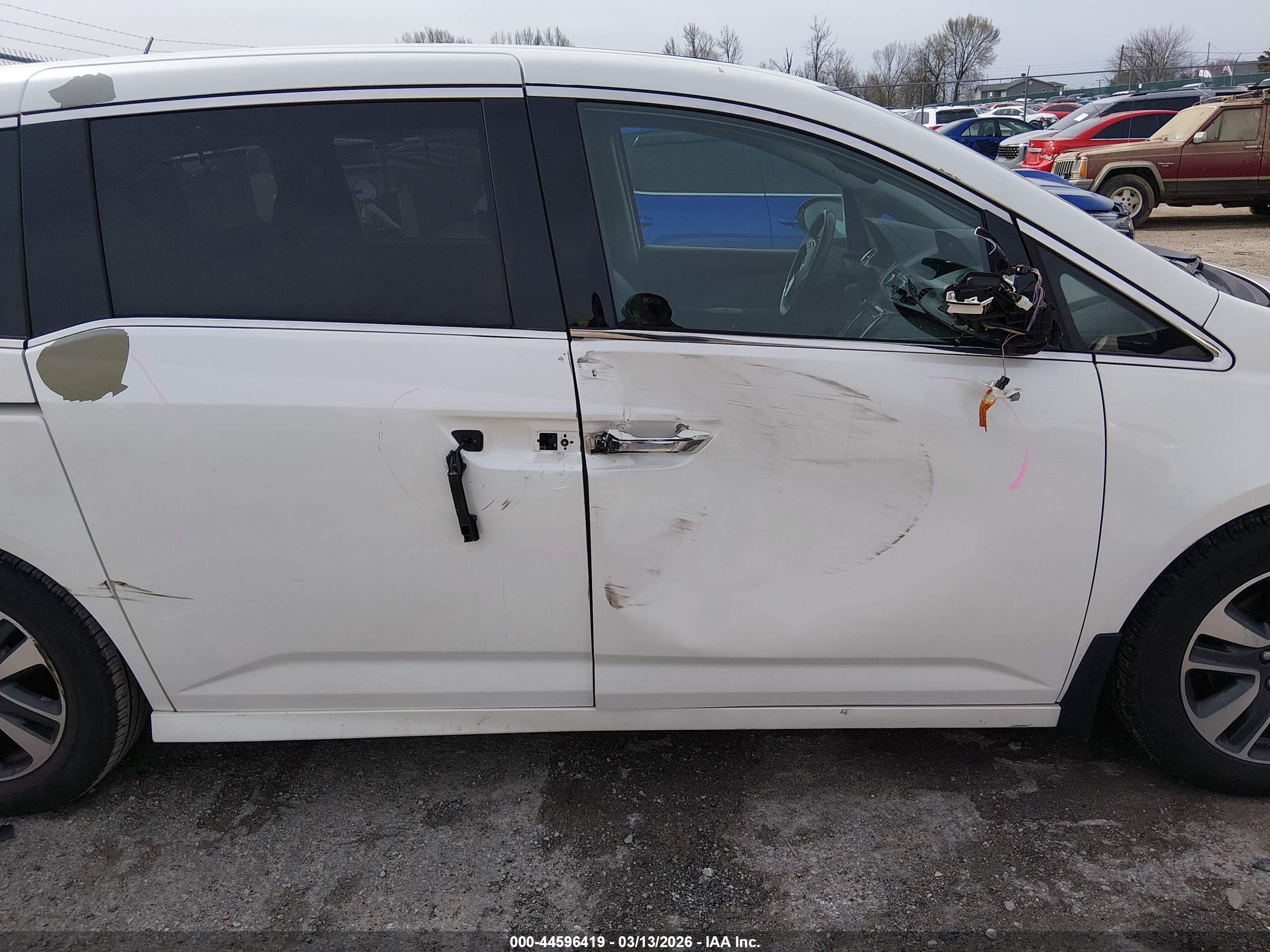 HONDA ODYSSEY image 6