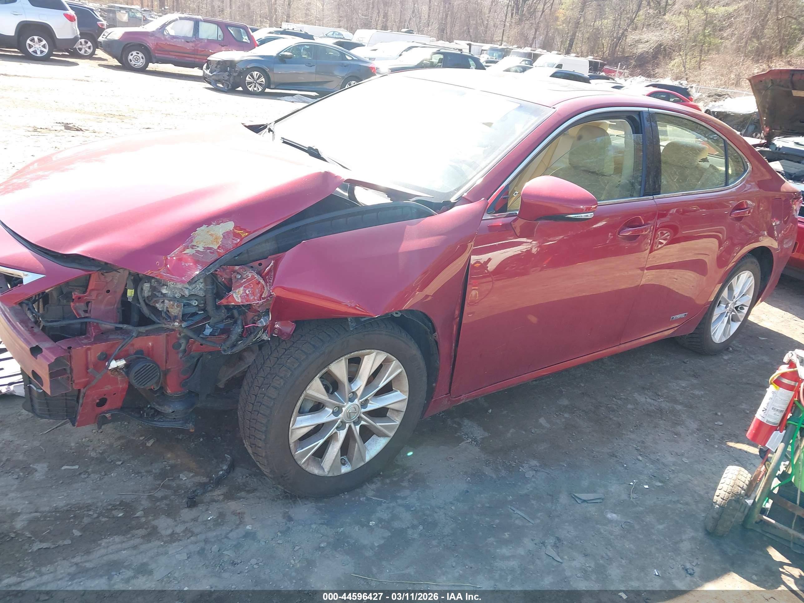 LEXUS ES image 2