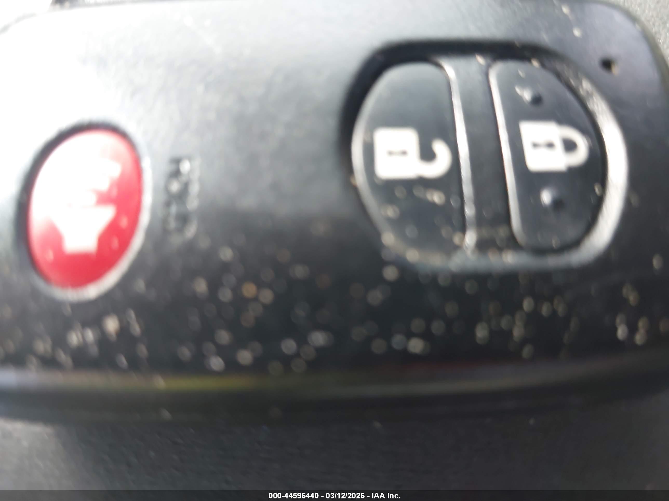 TOYOTA PRIUS image 11