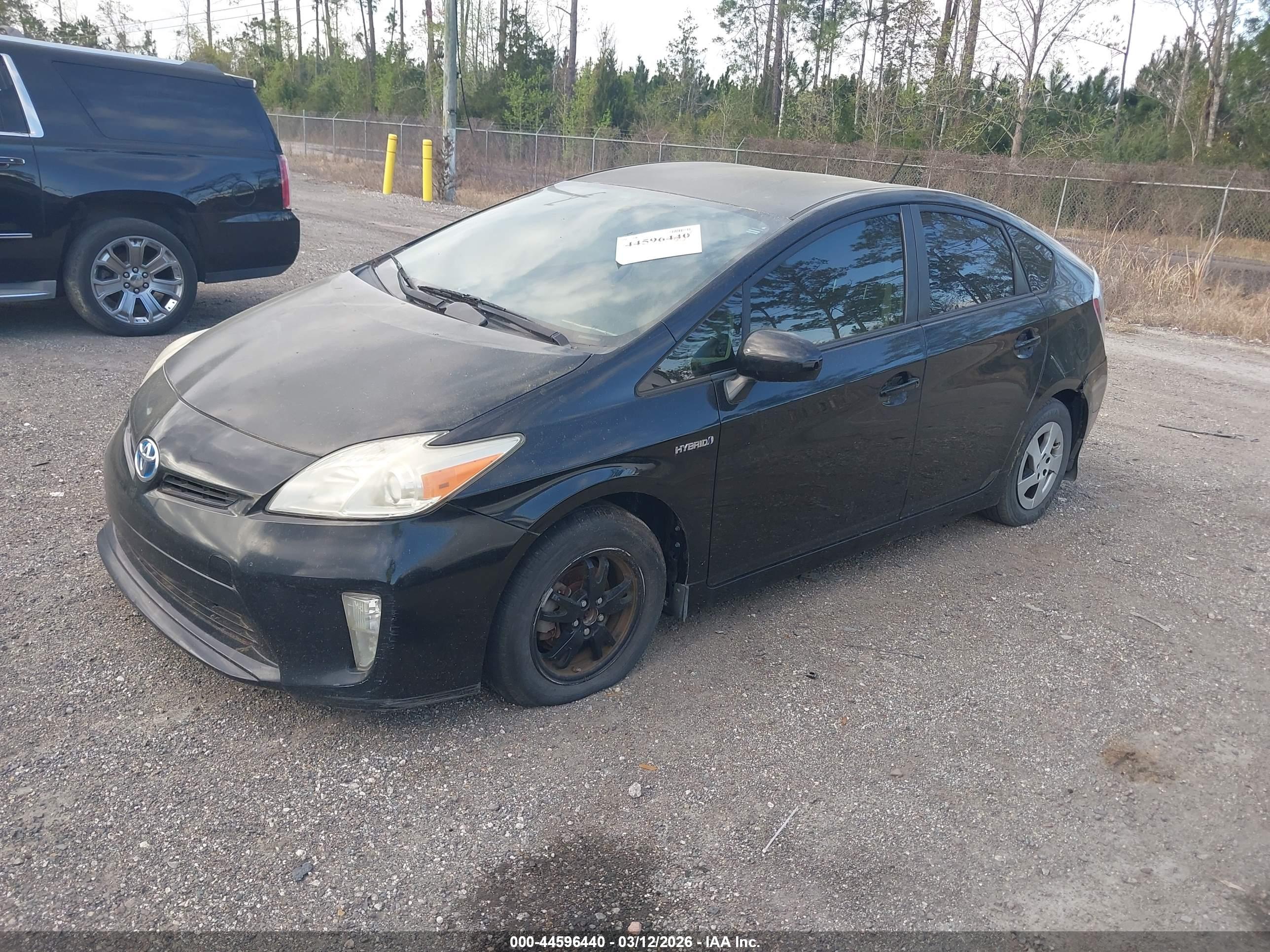 TOYOTA PRIUS image 2