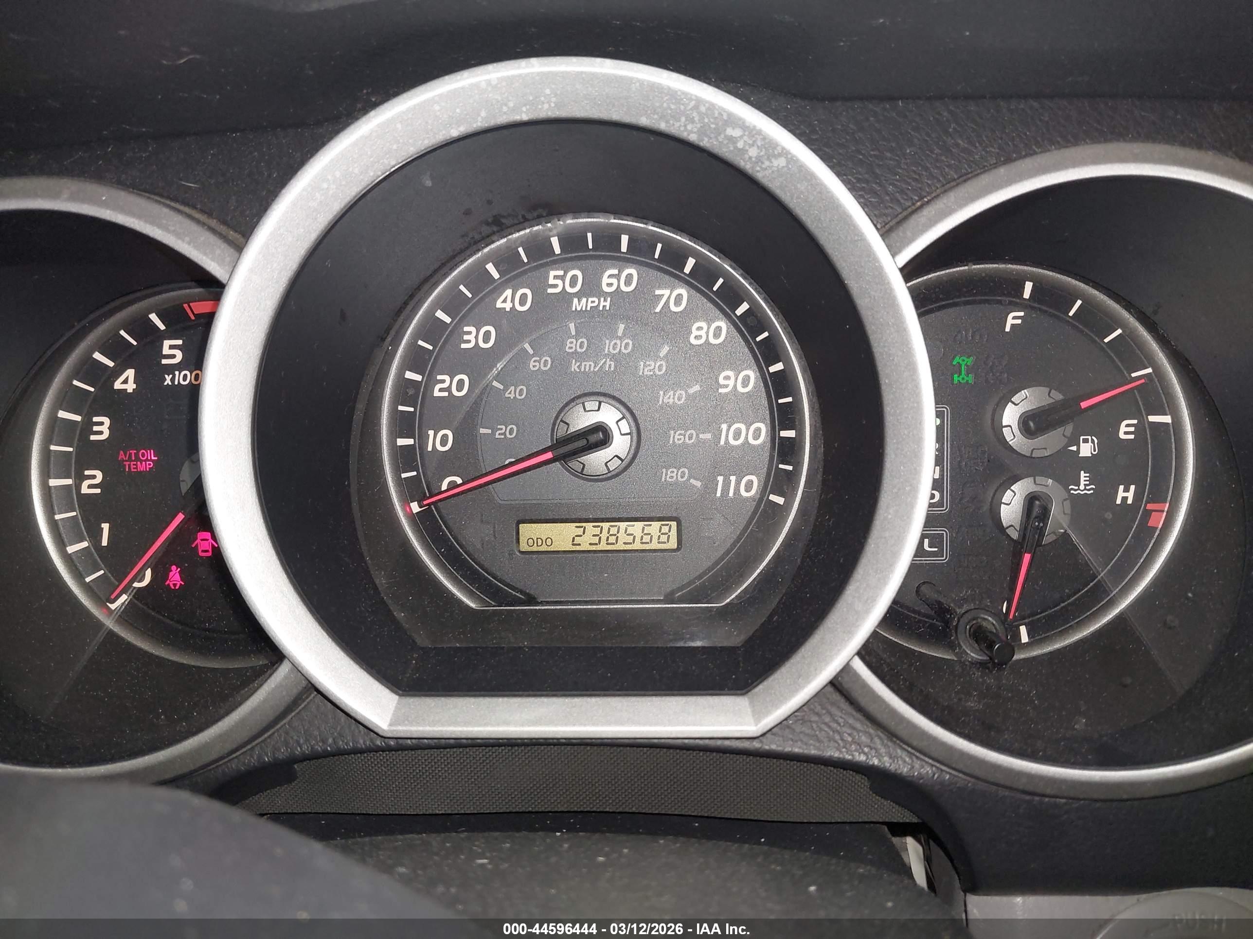 TOYOTA 4RUNNER image 7