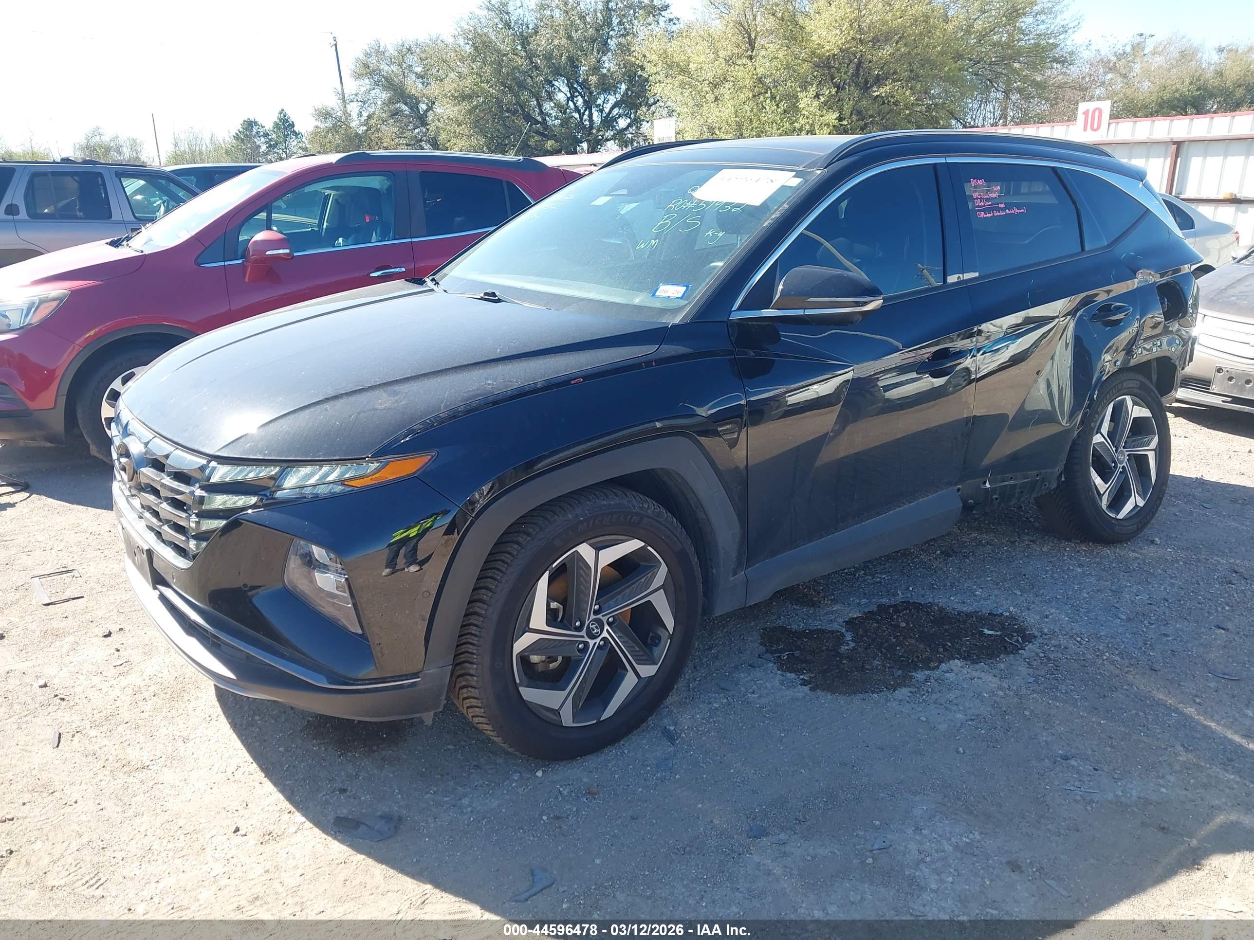 HYUNDAI TUCSON image 2