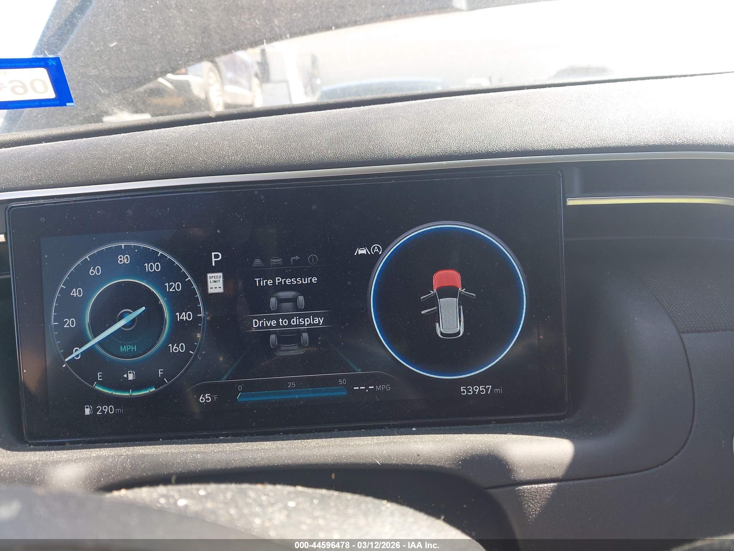 HYUNDAI TUCSON image 7