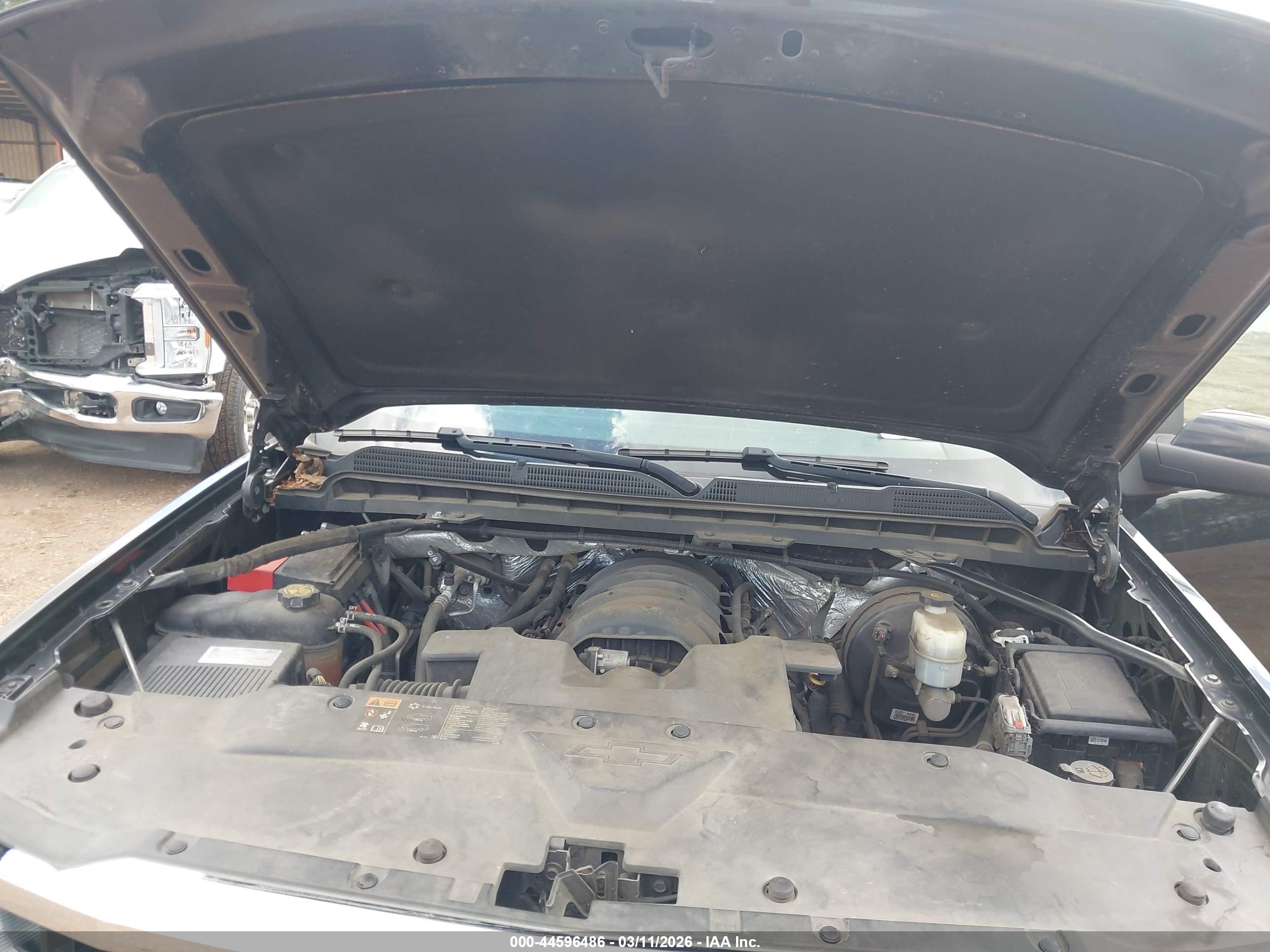 CHEVROLET SILVERADO image 10