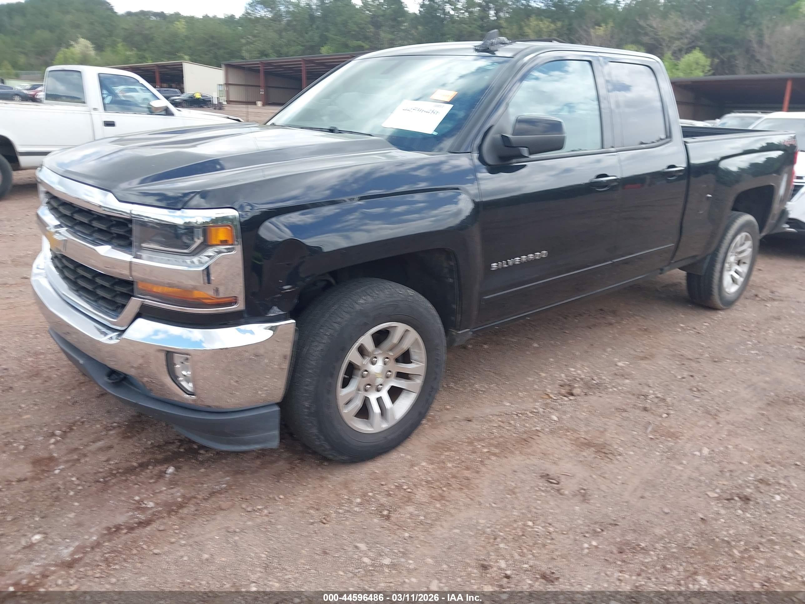 CHEVROLET SILVERADO image 2