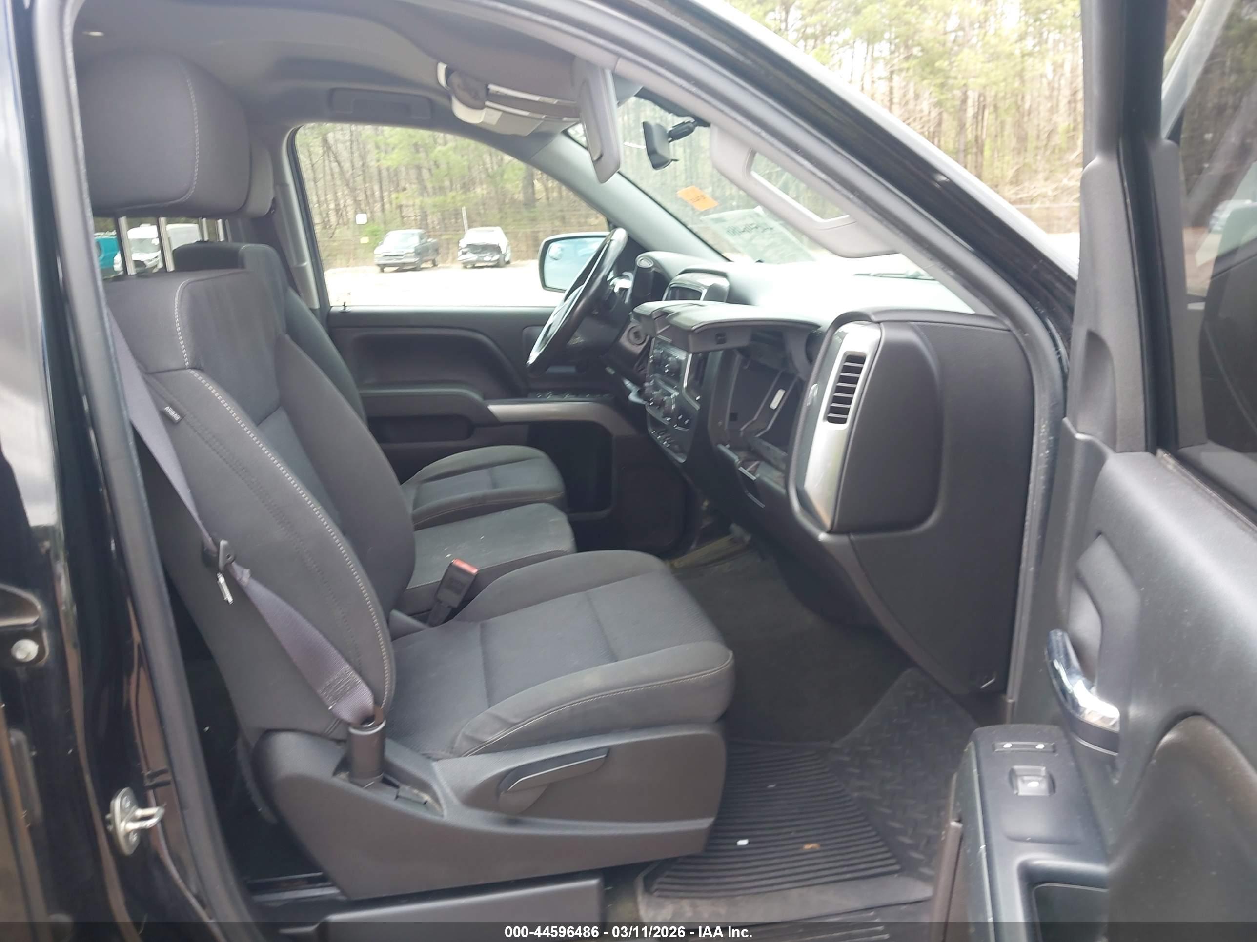 CHEVROLET SILVERADO image 5