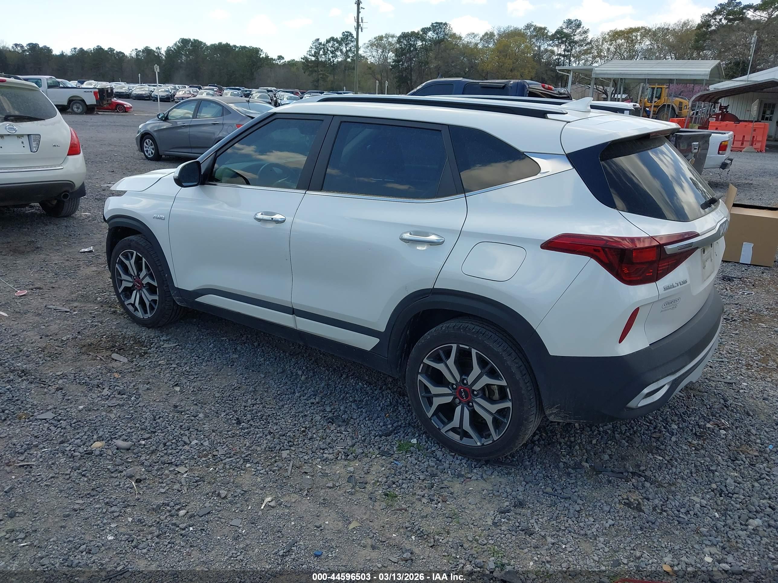 KIA SELTOS image 3