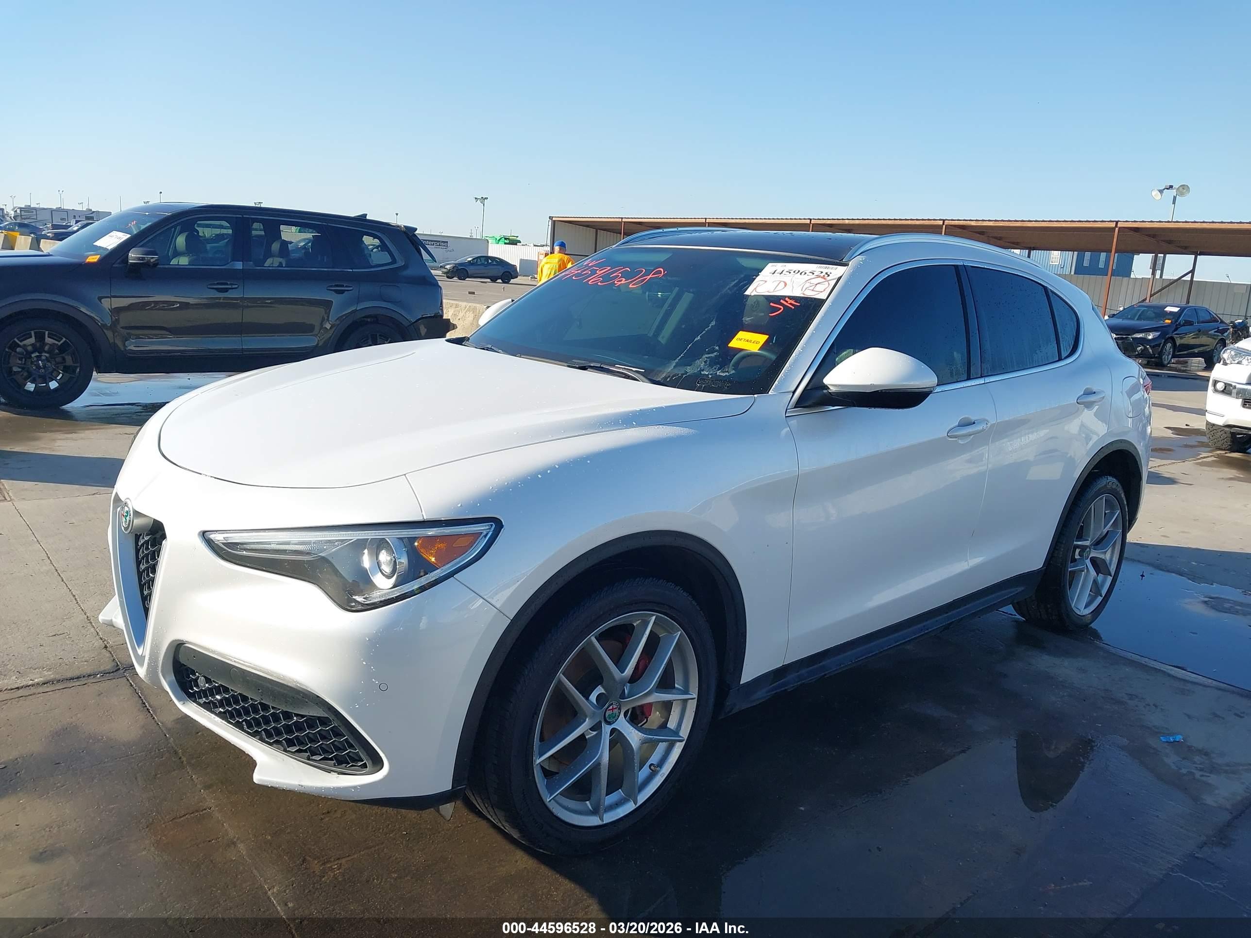 ALFA ROMEO image 2