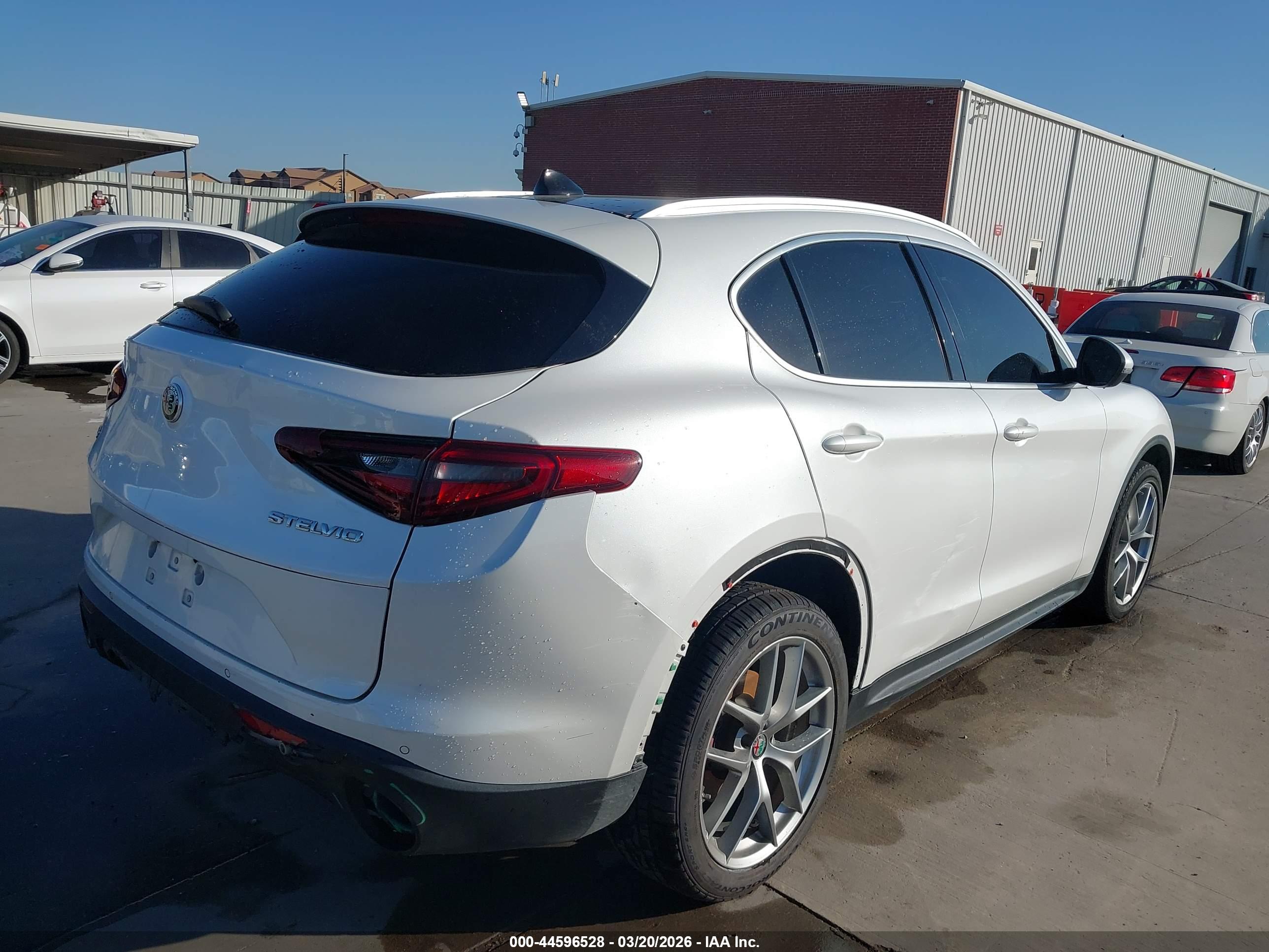 ALFA ROMEO image 4