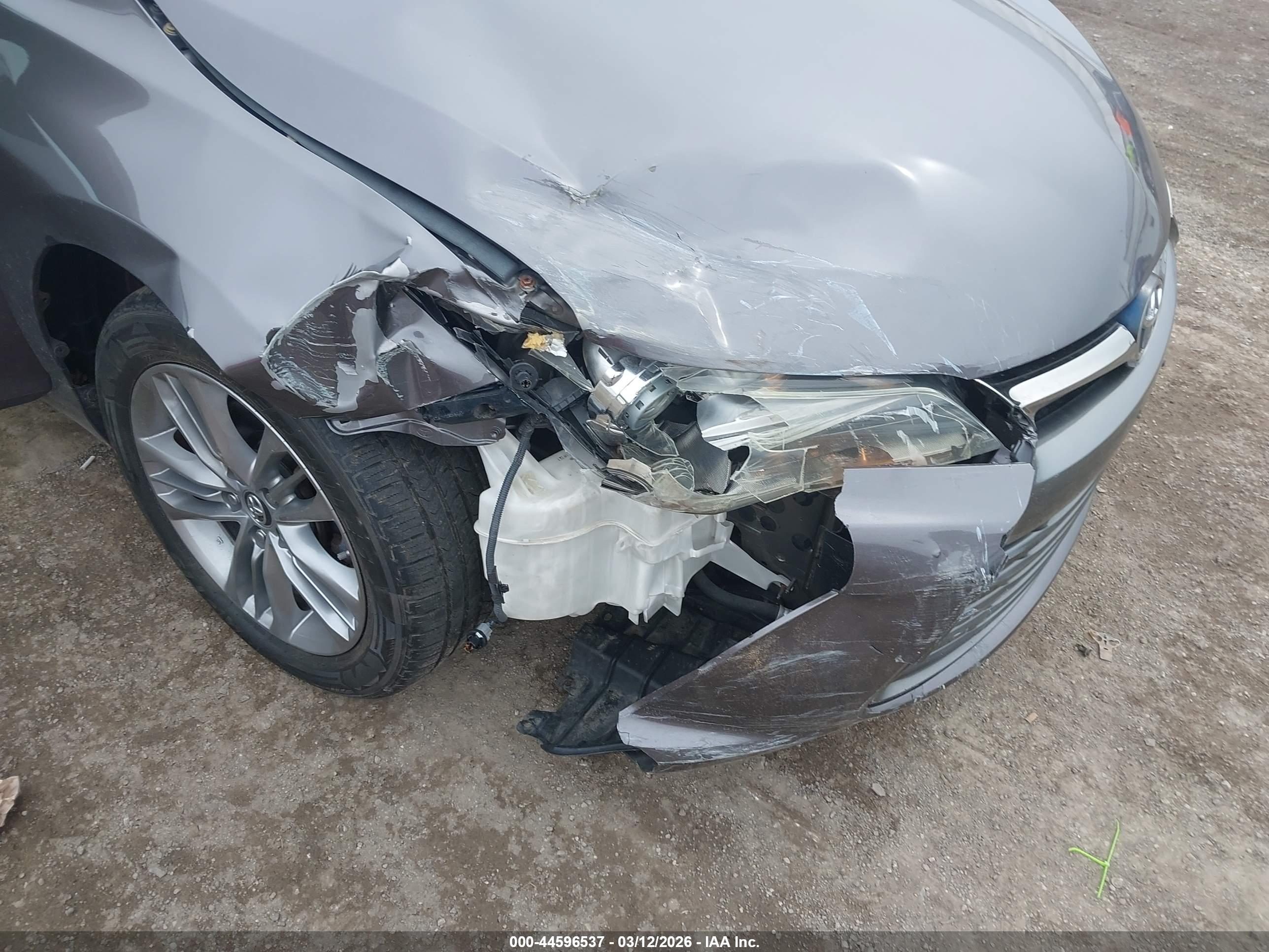TOYOTA CAMRY image 6