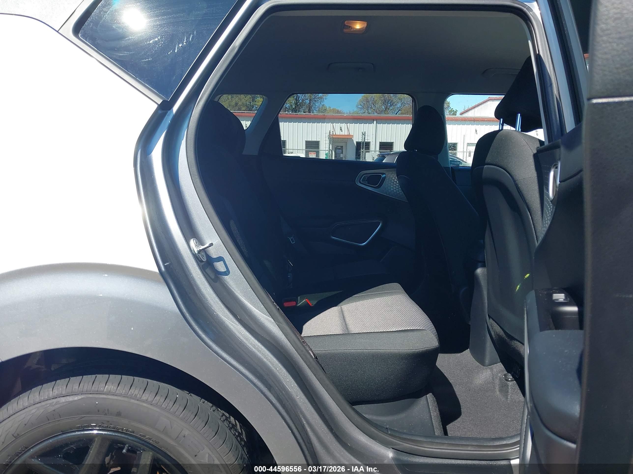 KIA SOUL image 8