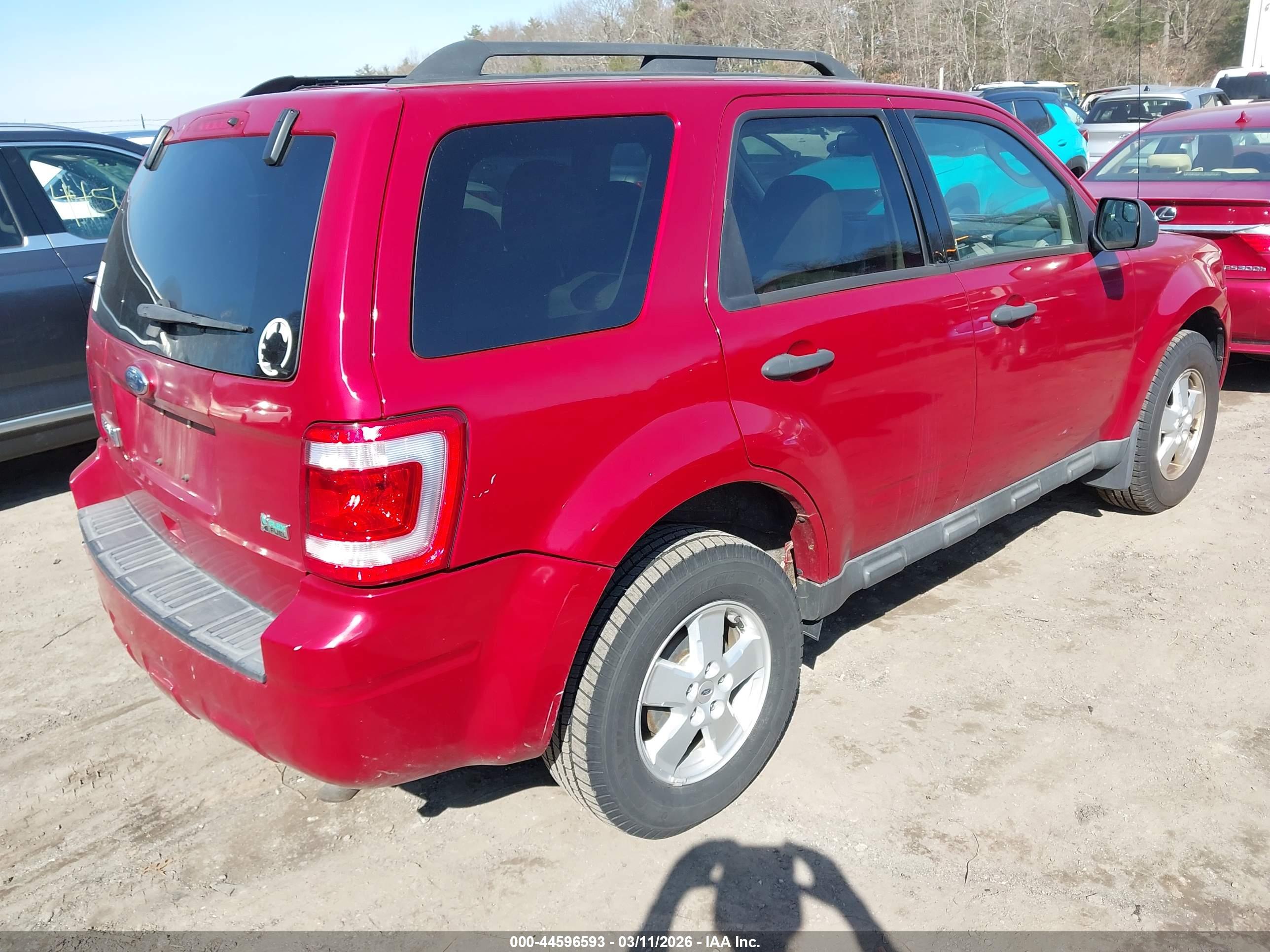 FORD ESCAPE image 4