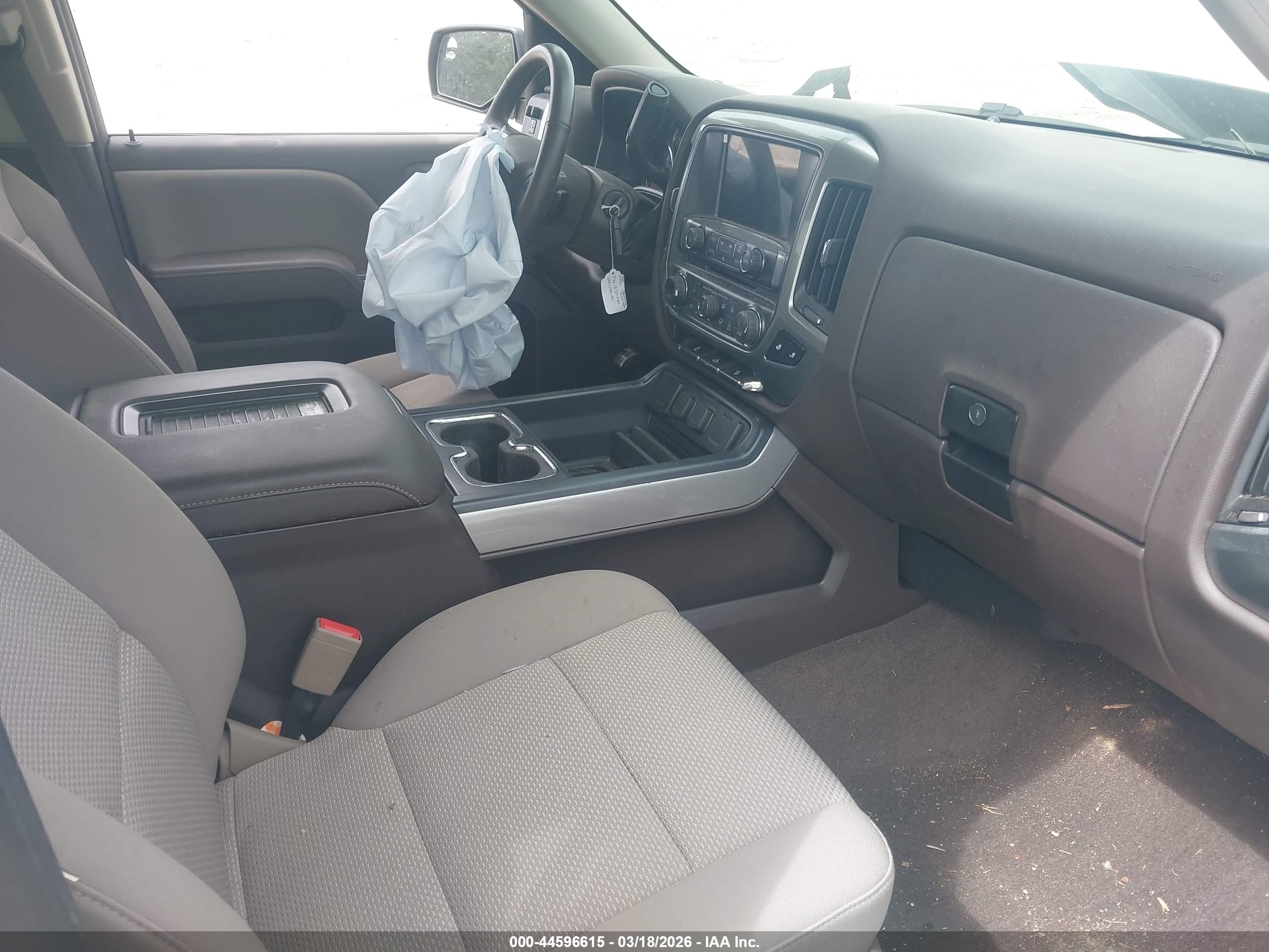 CHEVROLET SILVERADO image 5