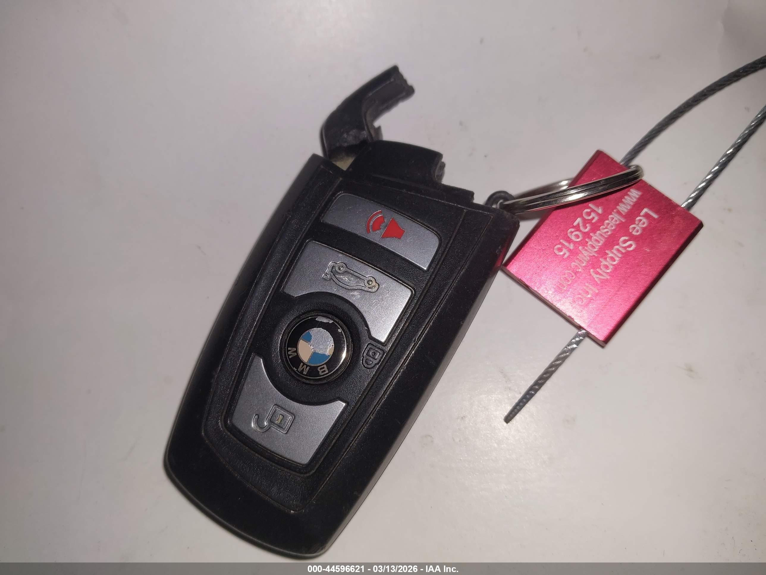 BMW 550I image 11