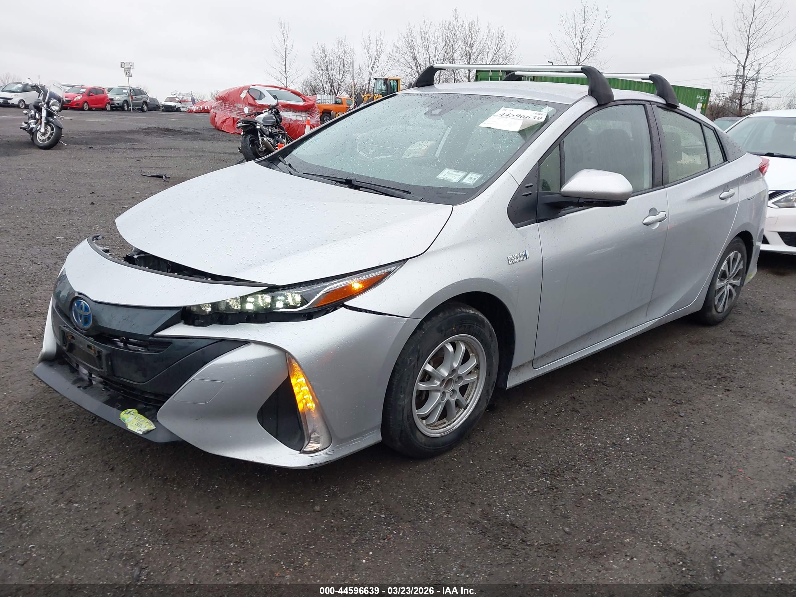 TOYOTA PRIUS image 2