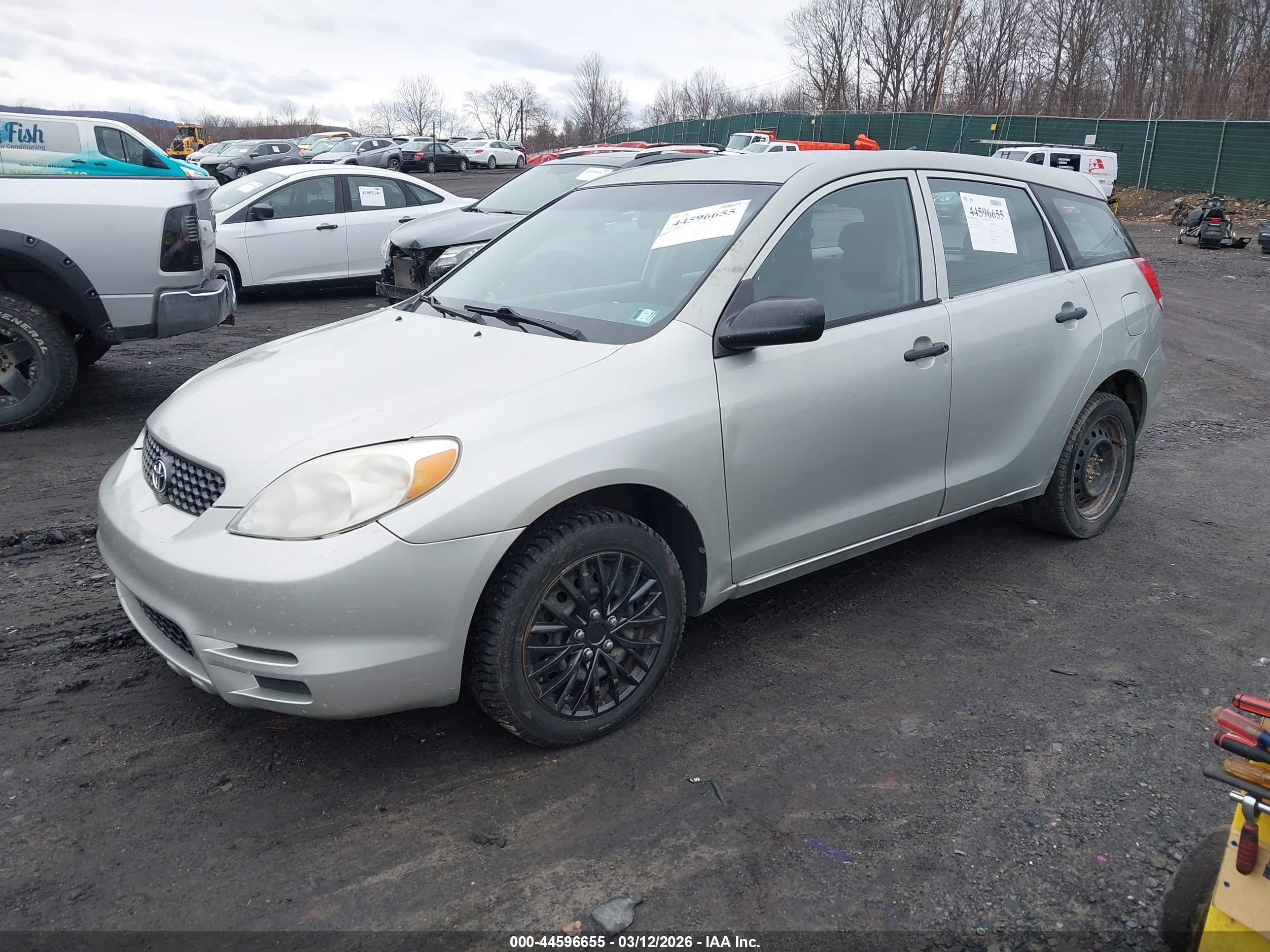 TOYOTA MATRIX image 2