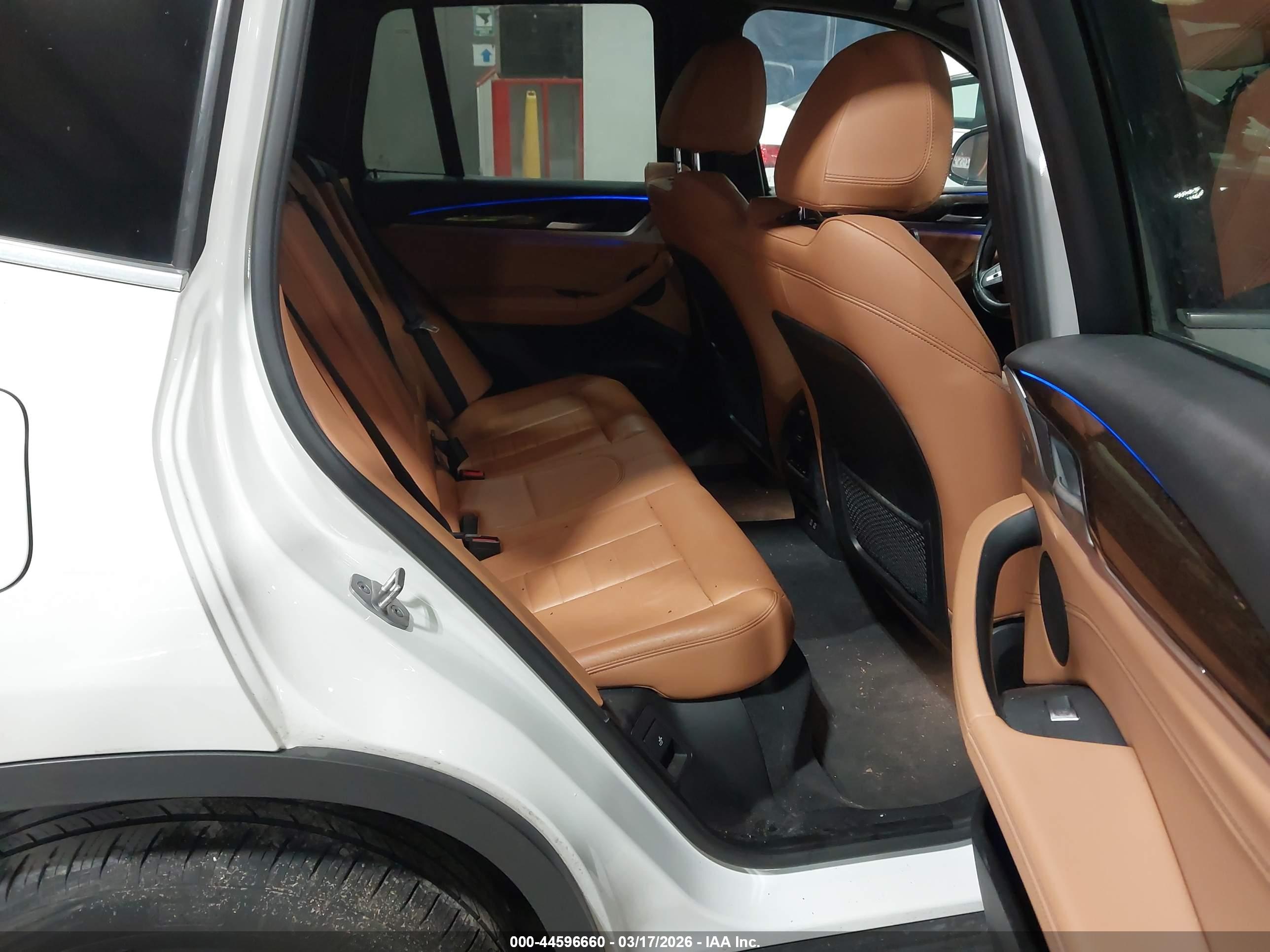 BMW X3 image 8