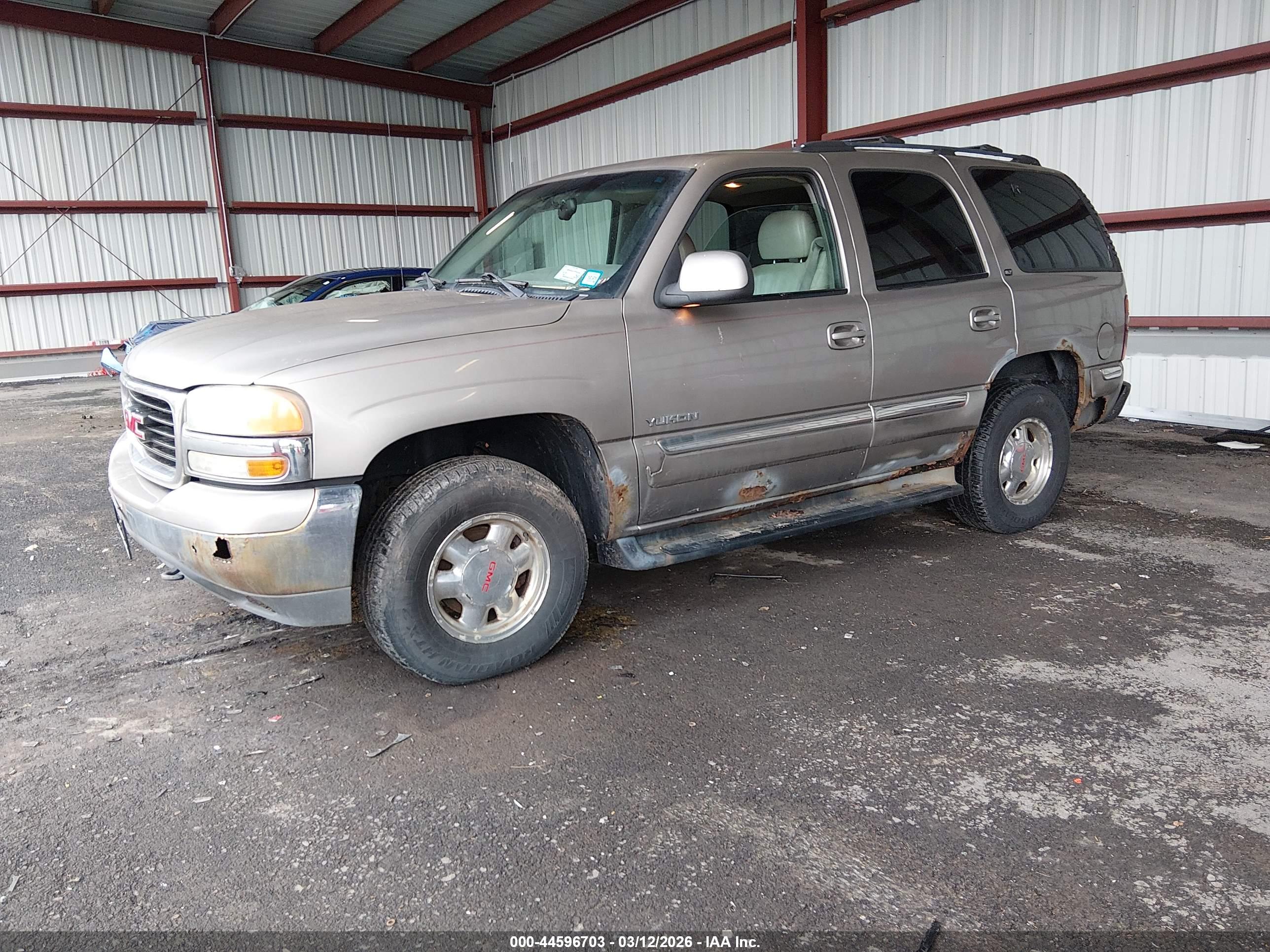 GMC YUKON image 2