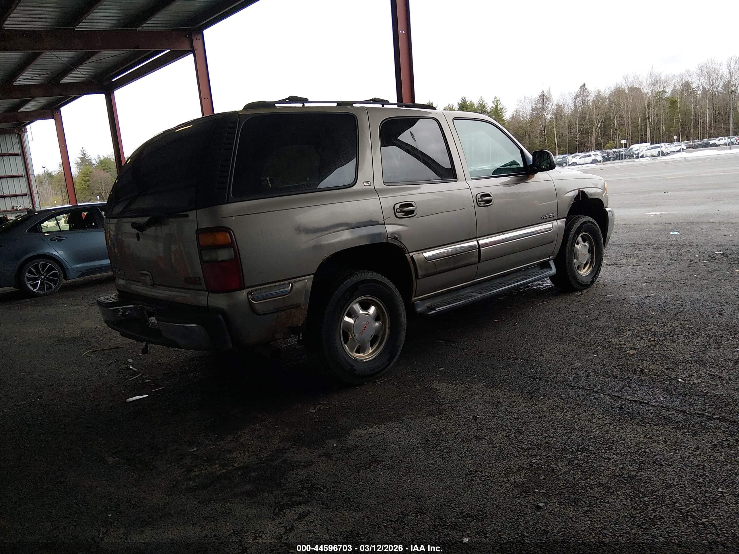 GMC YUKON image 4