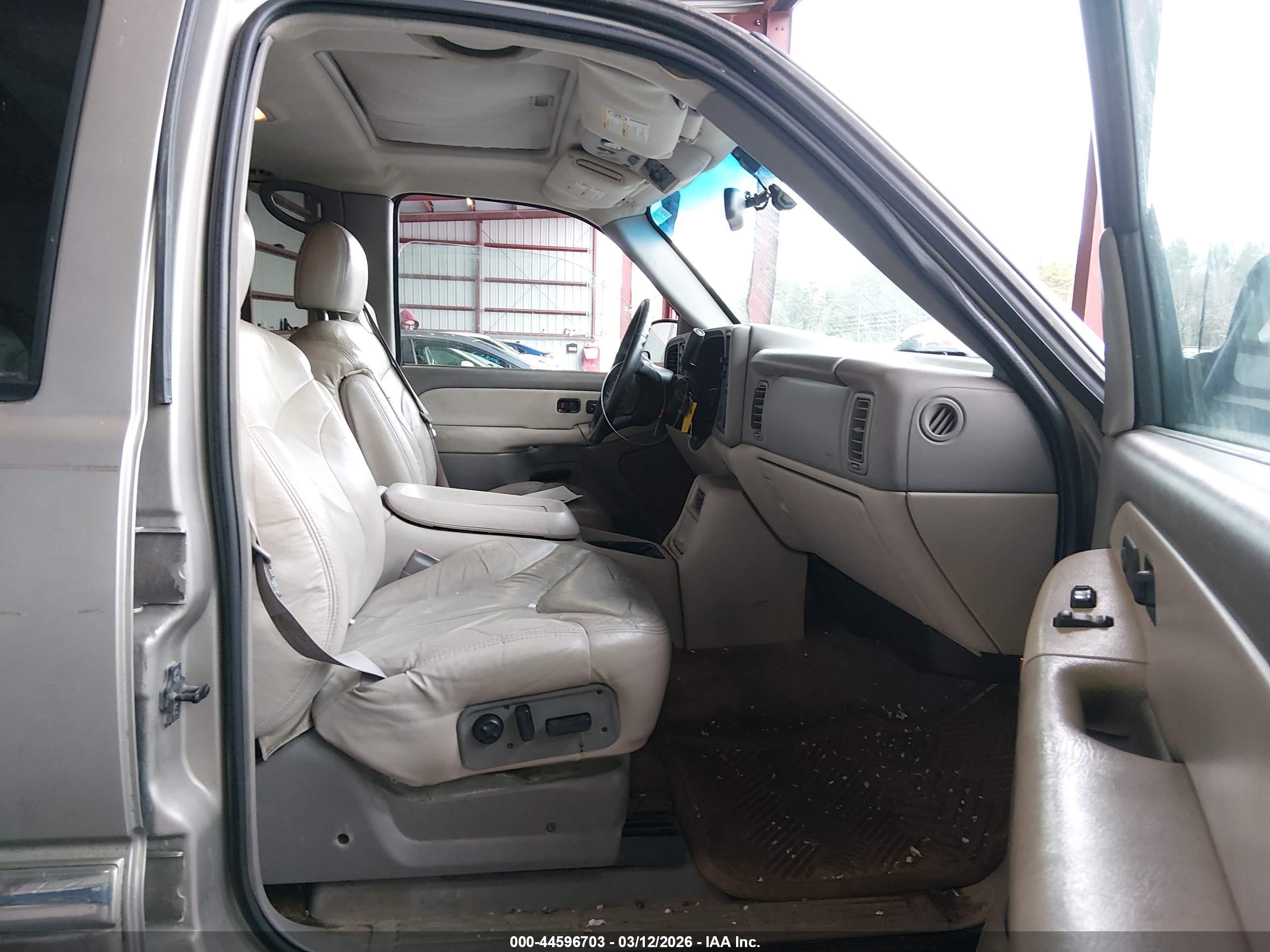GMC YUKON image 5
