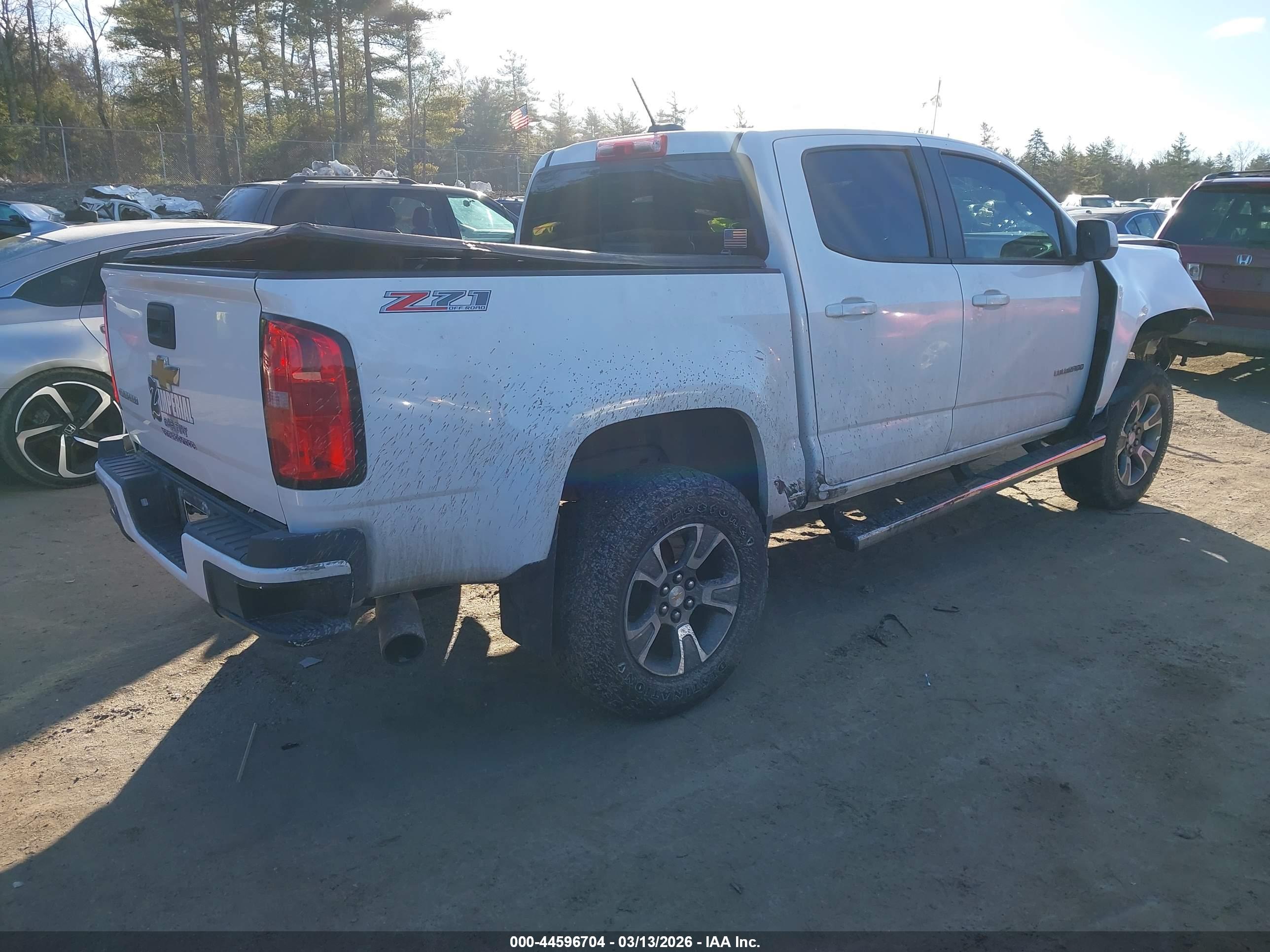 CHEVROLET COLORADO image 4