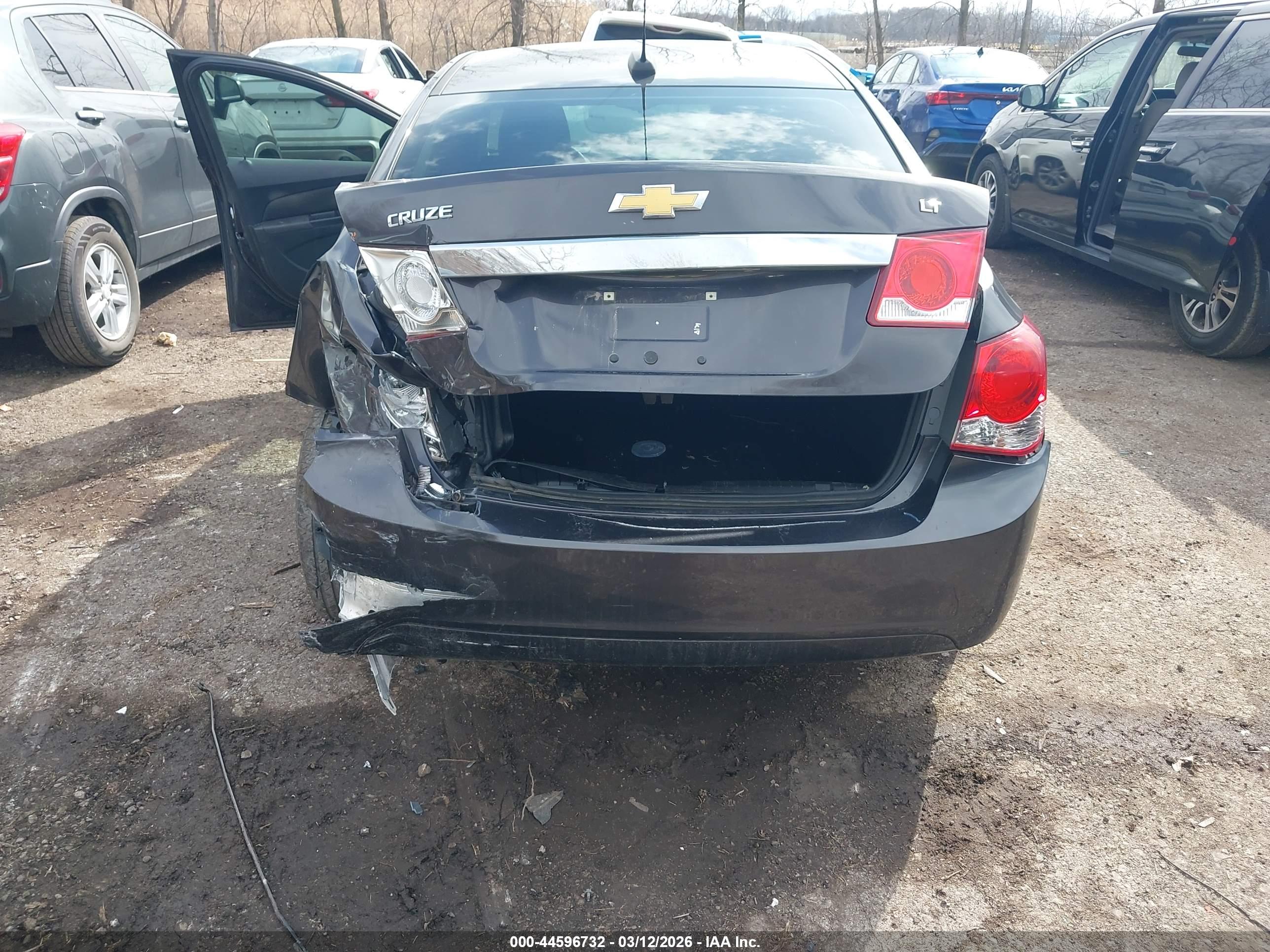 CHEVROLET CRUZE image 6