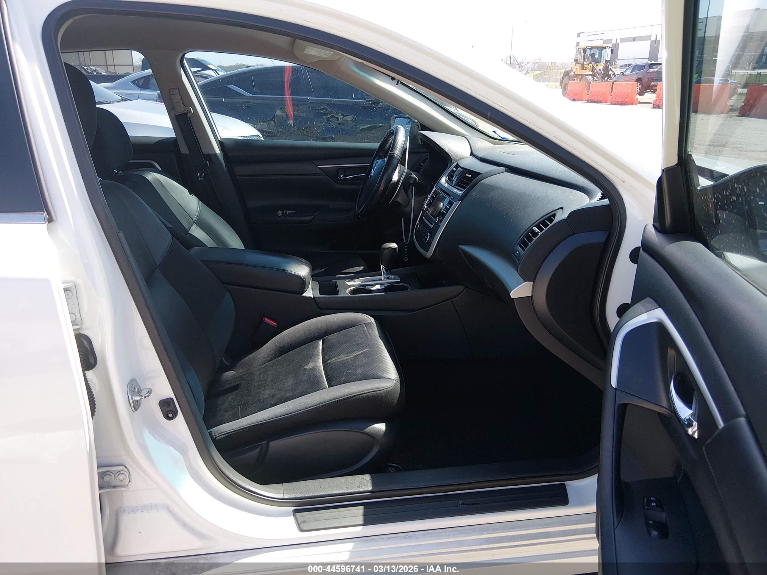 NISSAN ALTIMA image 5