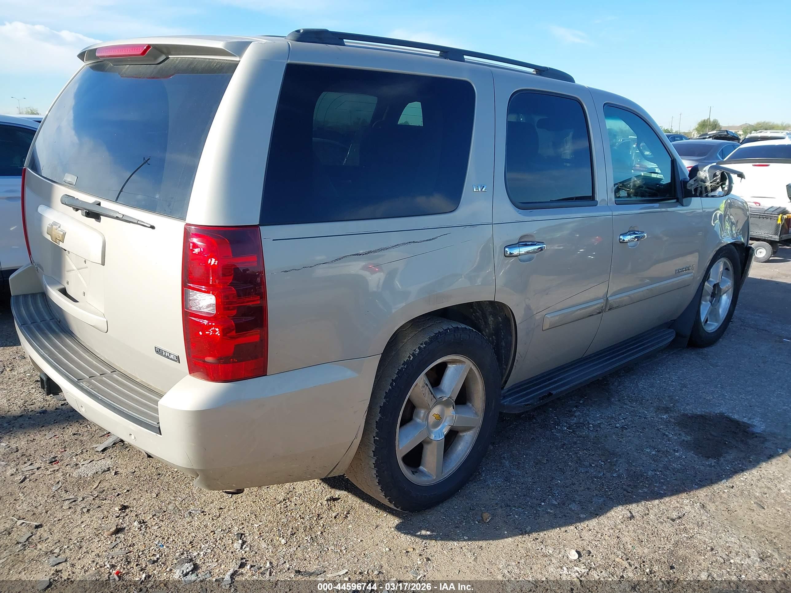 CHEVROLET TAHOE image 4