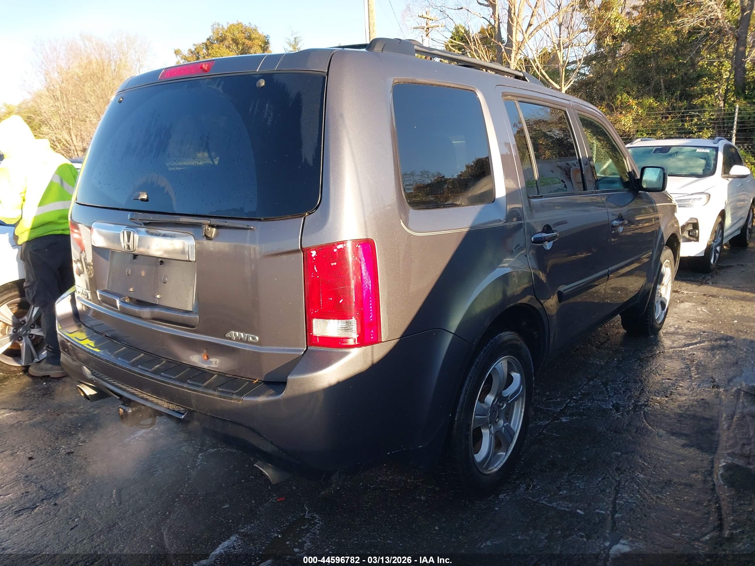 HONDA PILOT image 4