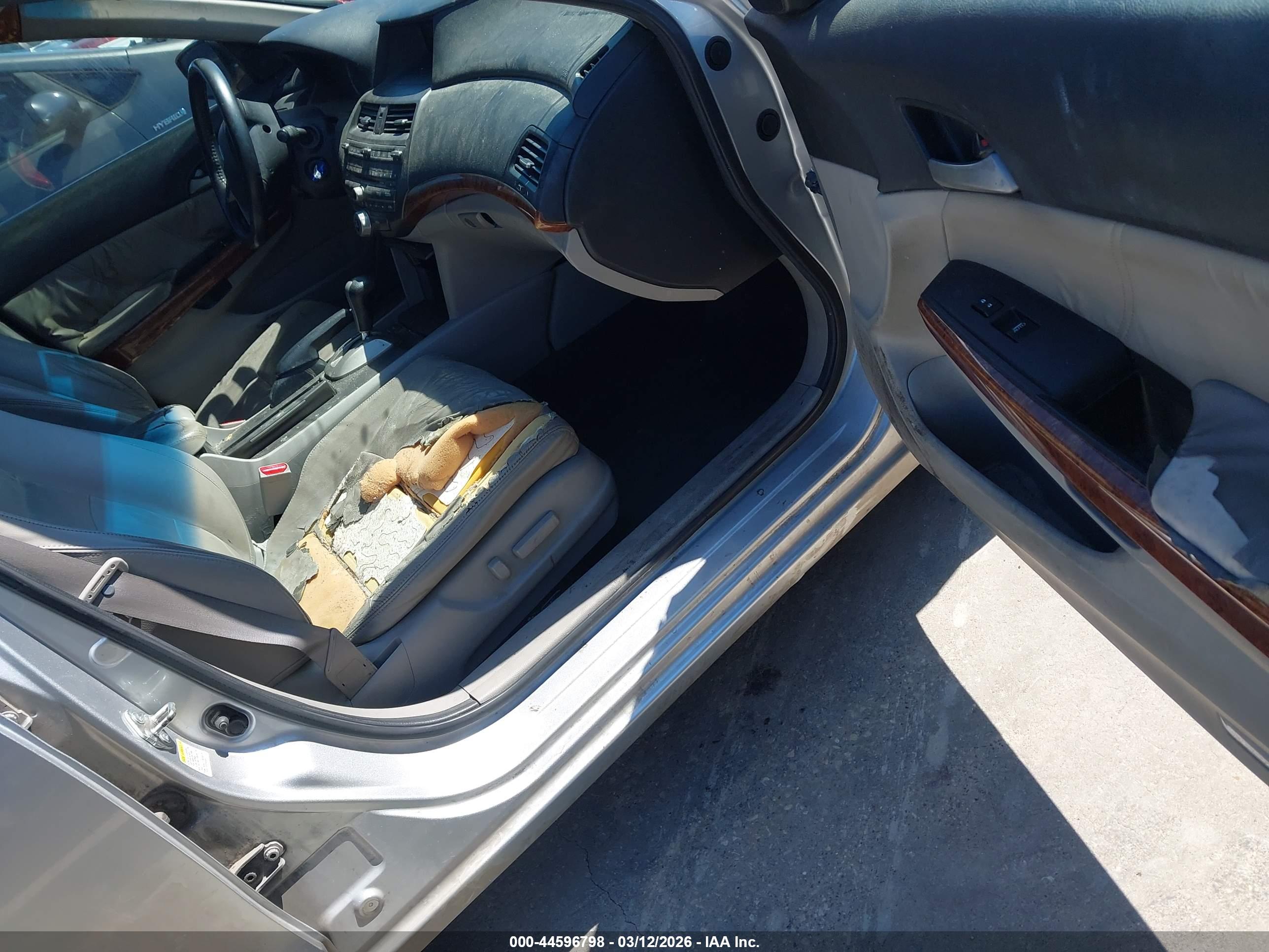 HONDA ACCORD image 5