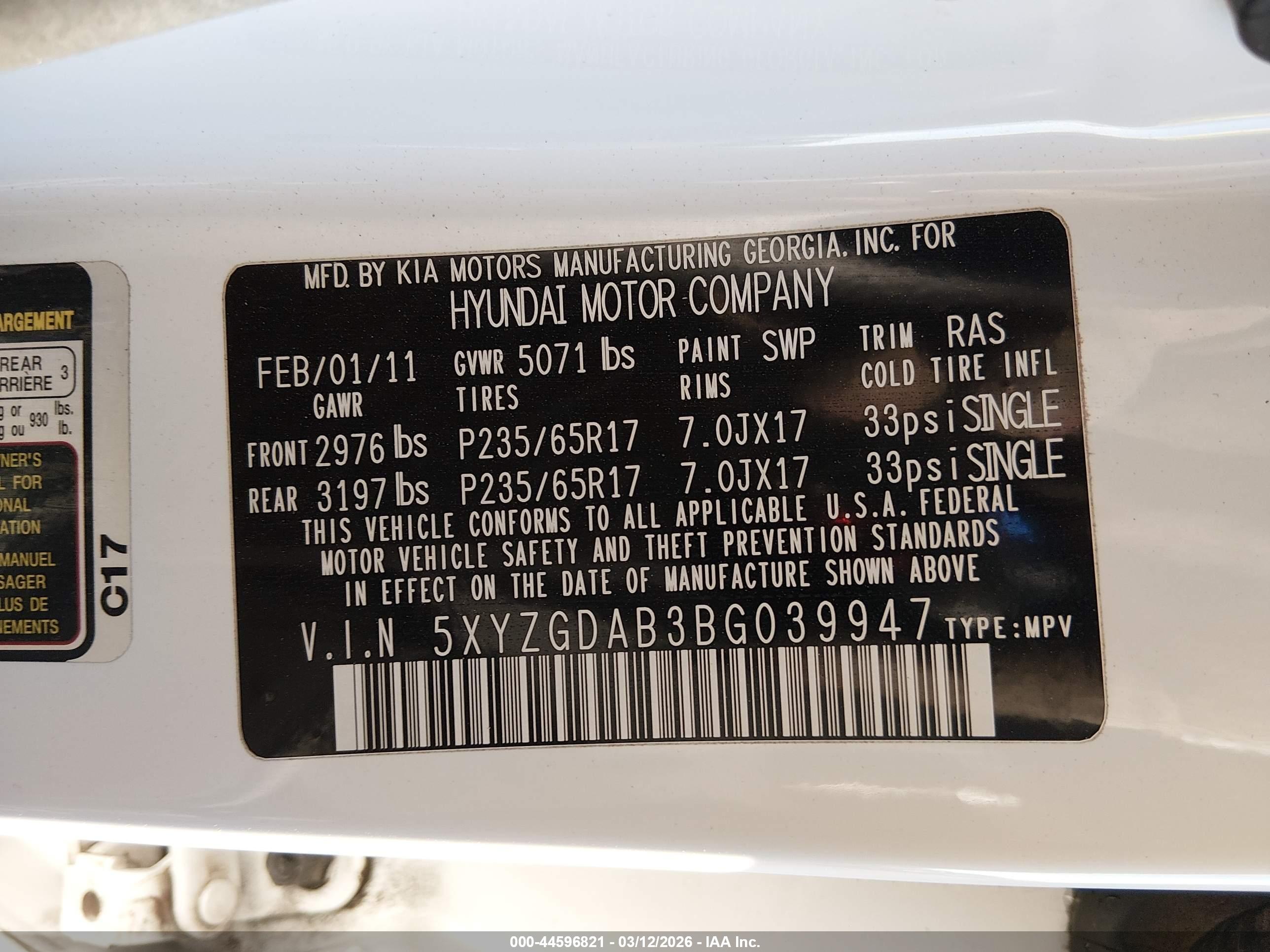 HYUNDAI SANTA image 9