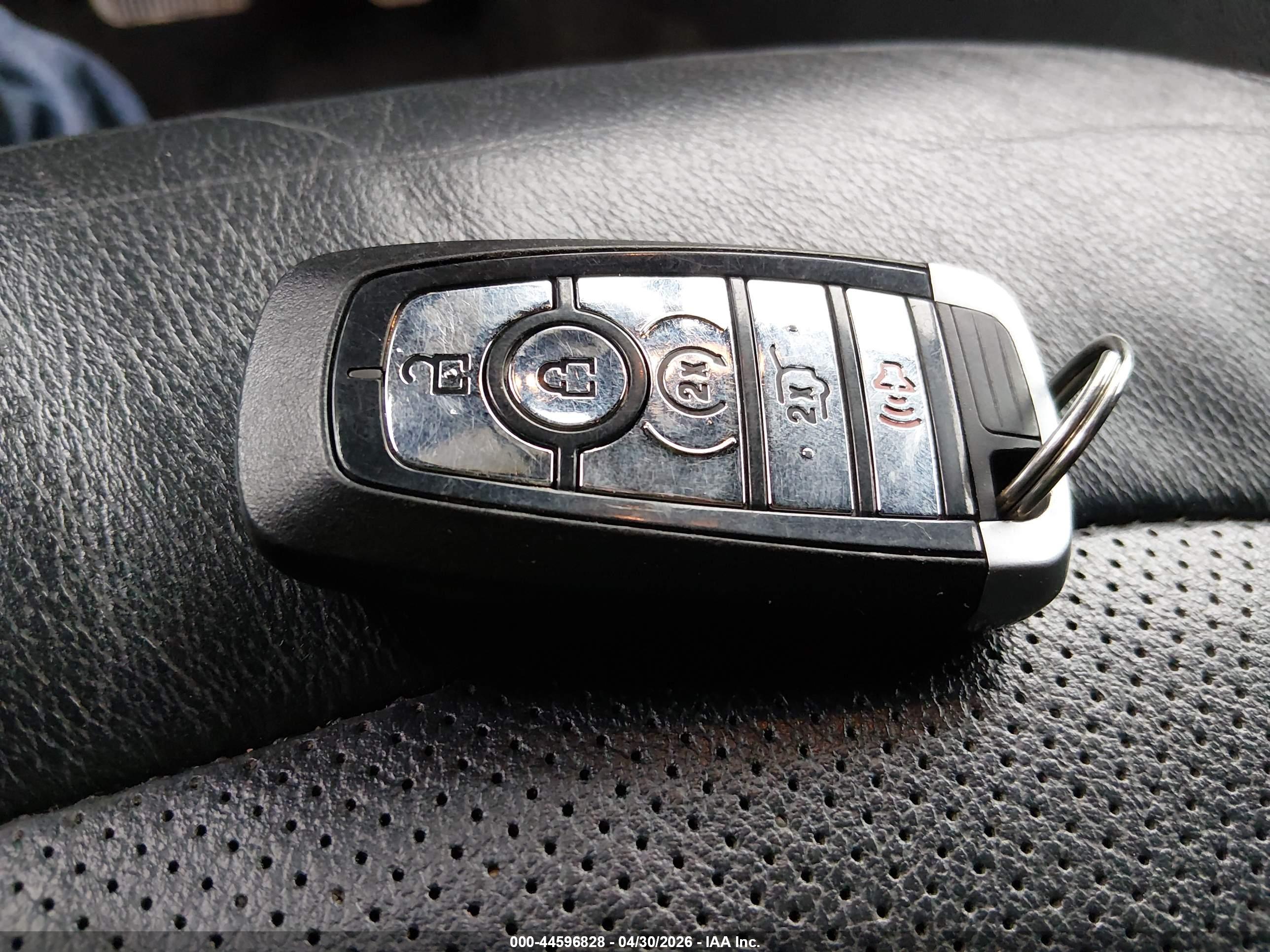FORD EXPLORER image 11